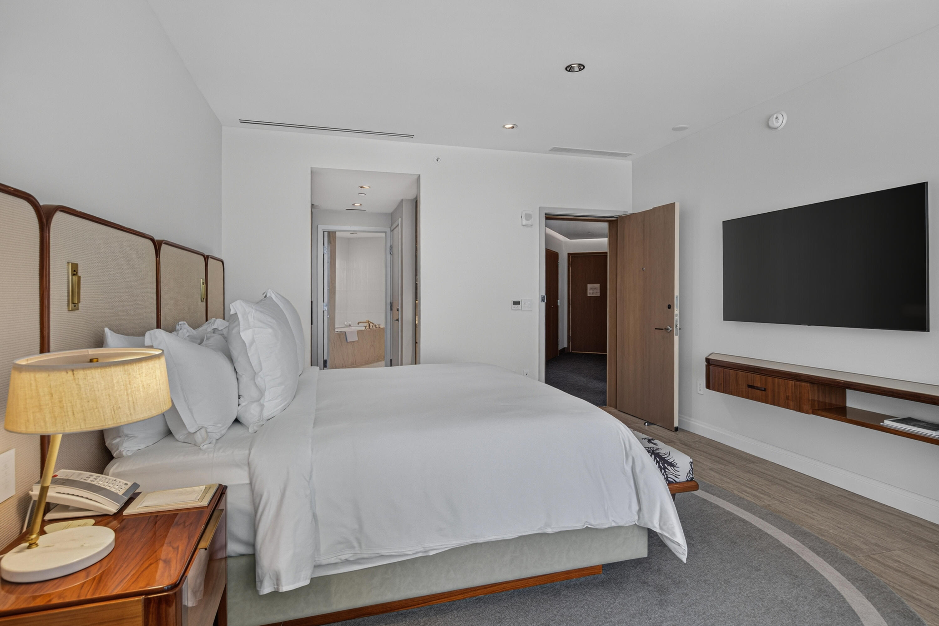 King Oceanview Connected Lock-Off Hotel Style Suite