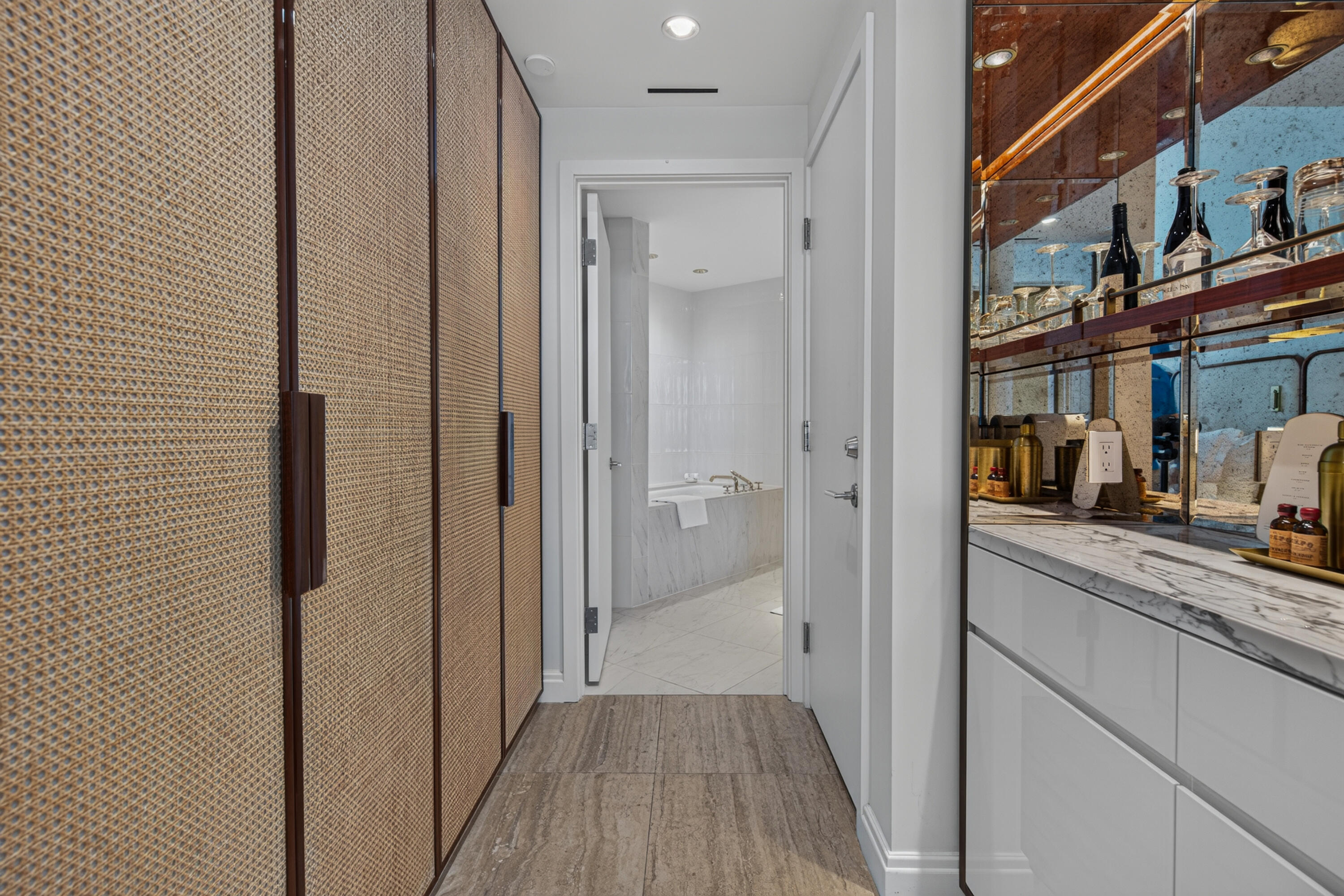 King Oceanview Connected Lock-Off Hotel Style Suite w/ WET BAR