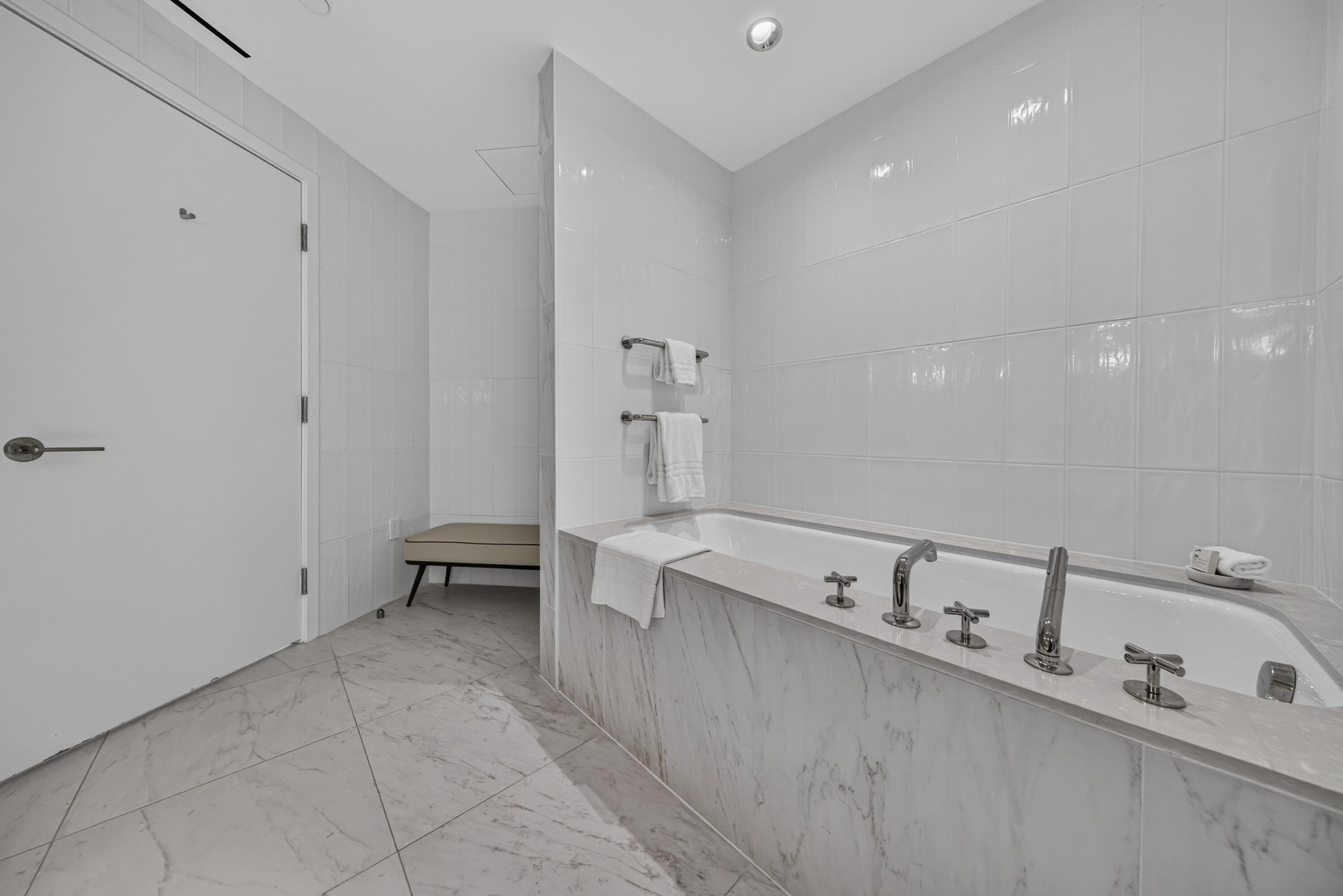 Primary King Suite En Suite Bathroom with Dual Sink, Soaking Tub, Separate Shower & Toilet Closet