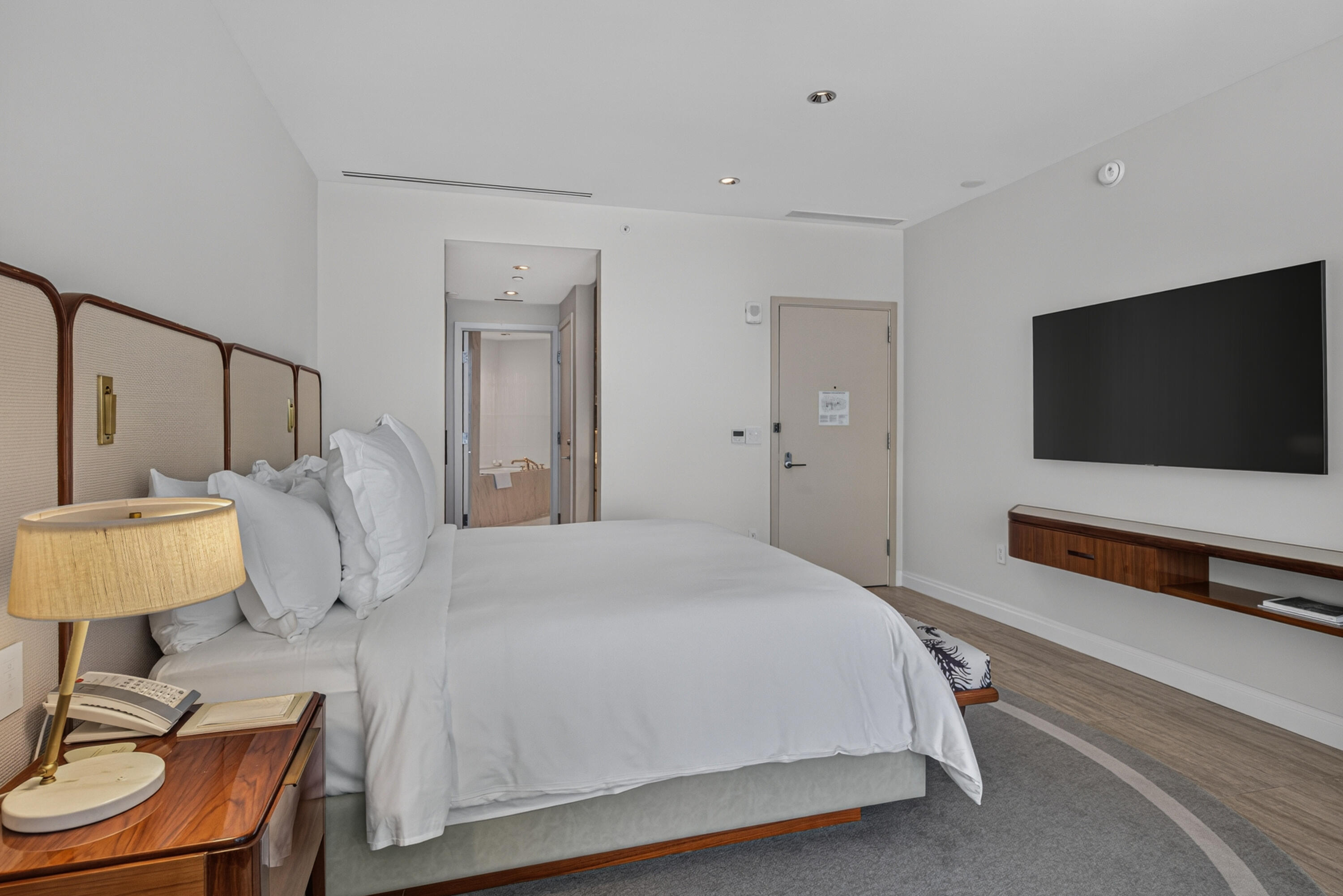 King Oceanview Connected Lock-Off Hotel Style Suite