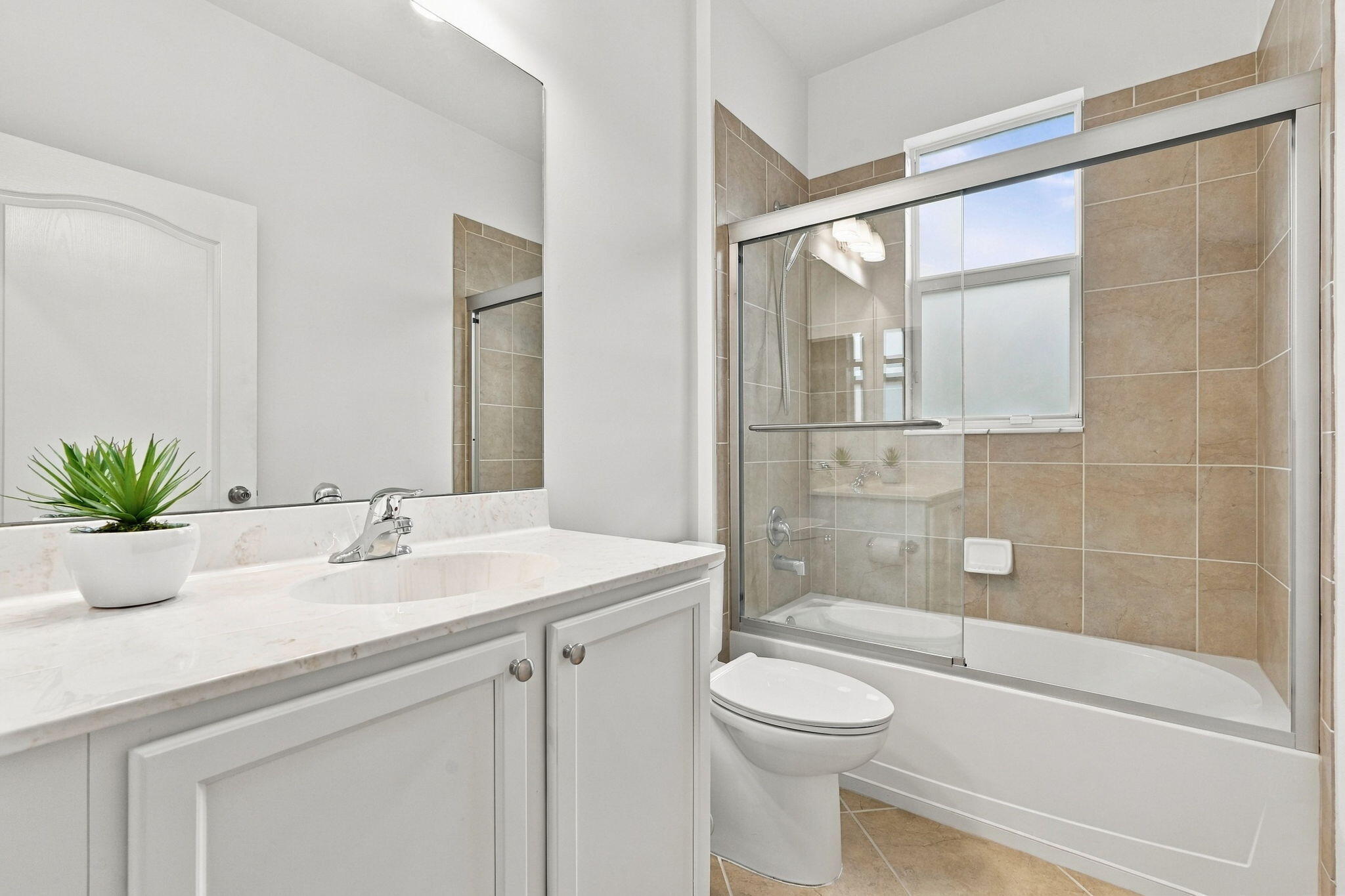 4-web-or-mls-198_Umbrella_Place_004