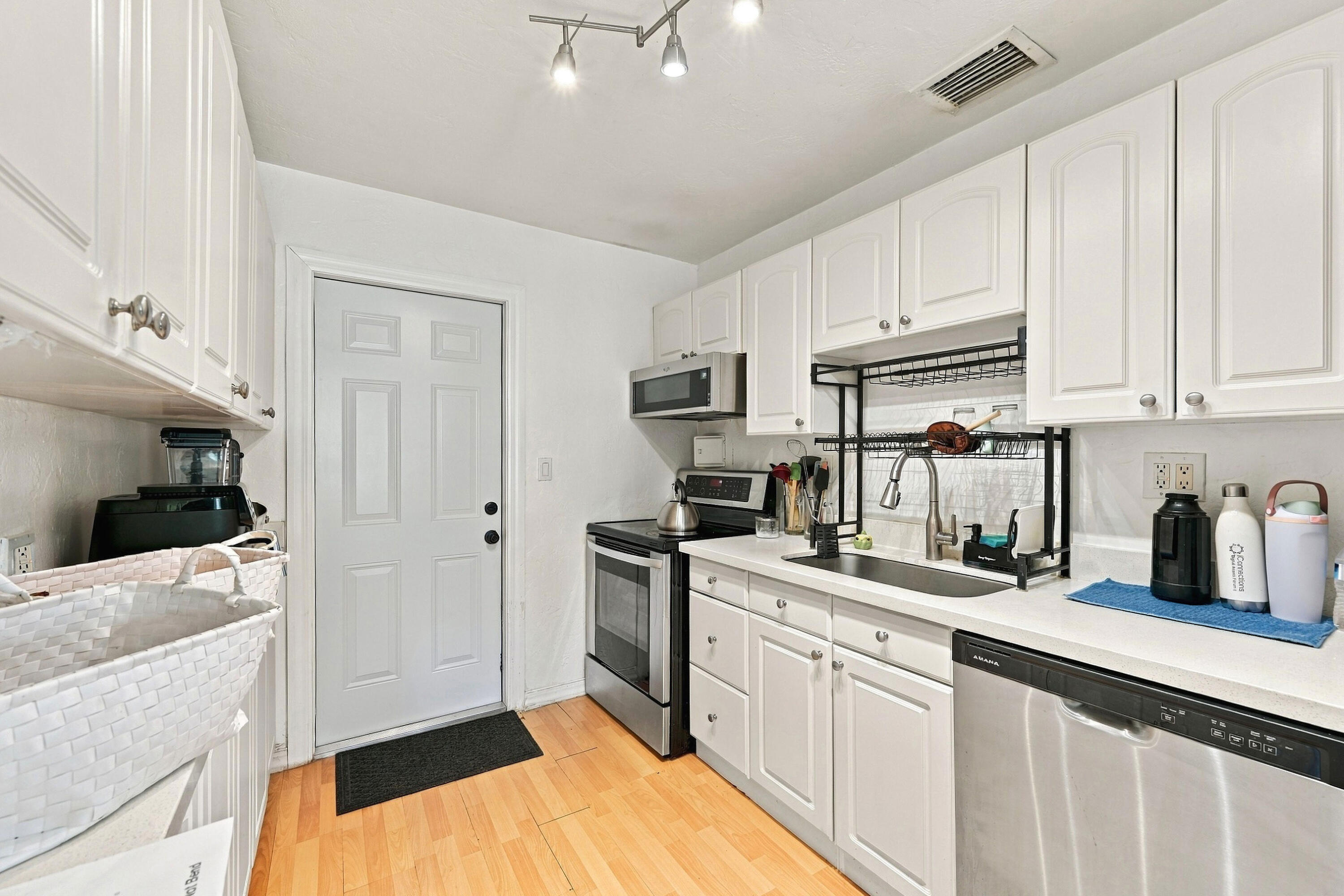 05_05_stl_1901_d7c88a10 05_05_stl_1901_d7c88a10