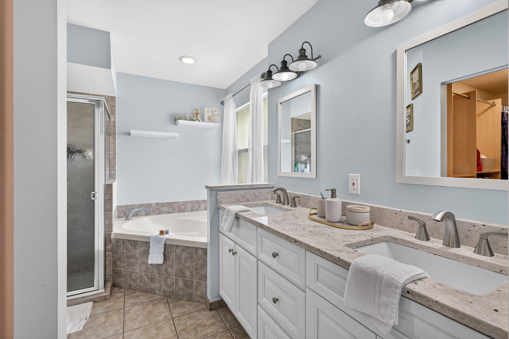 26-web-or-mls-5P1A4377