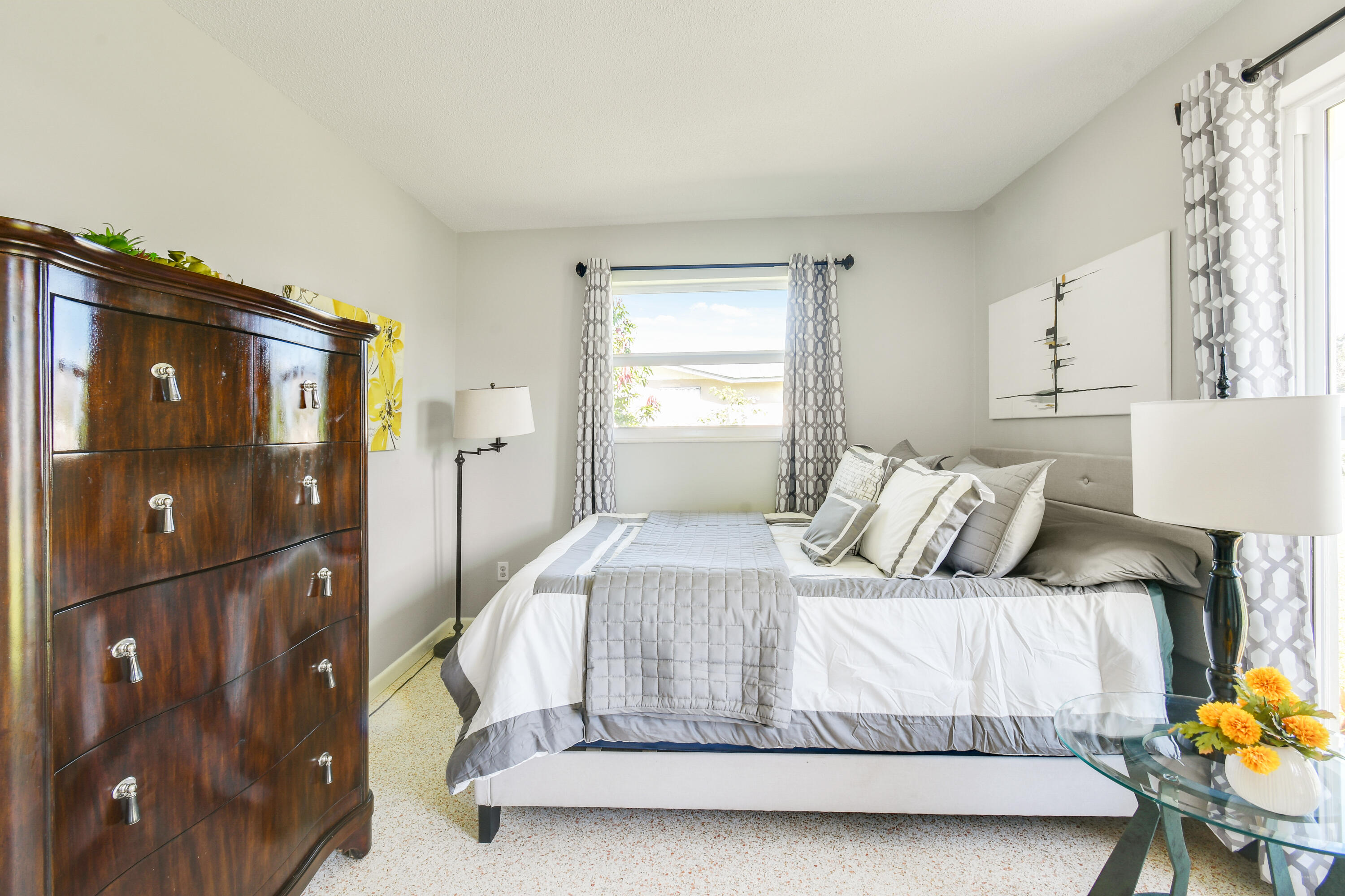 Second guest bedroom