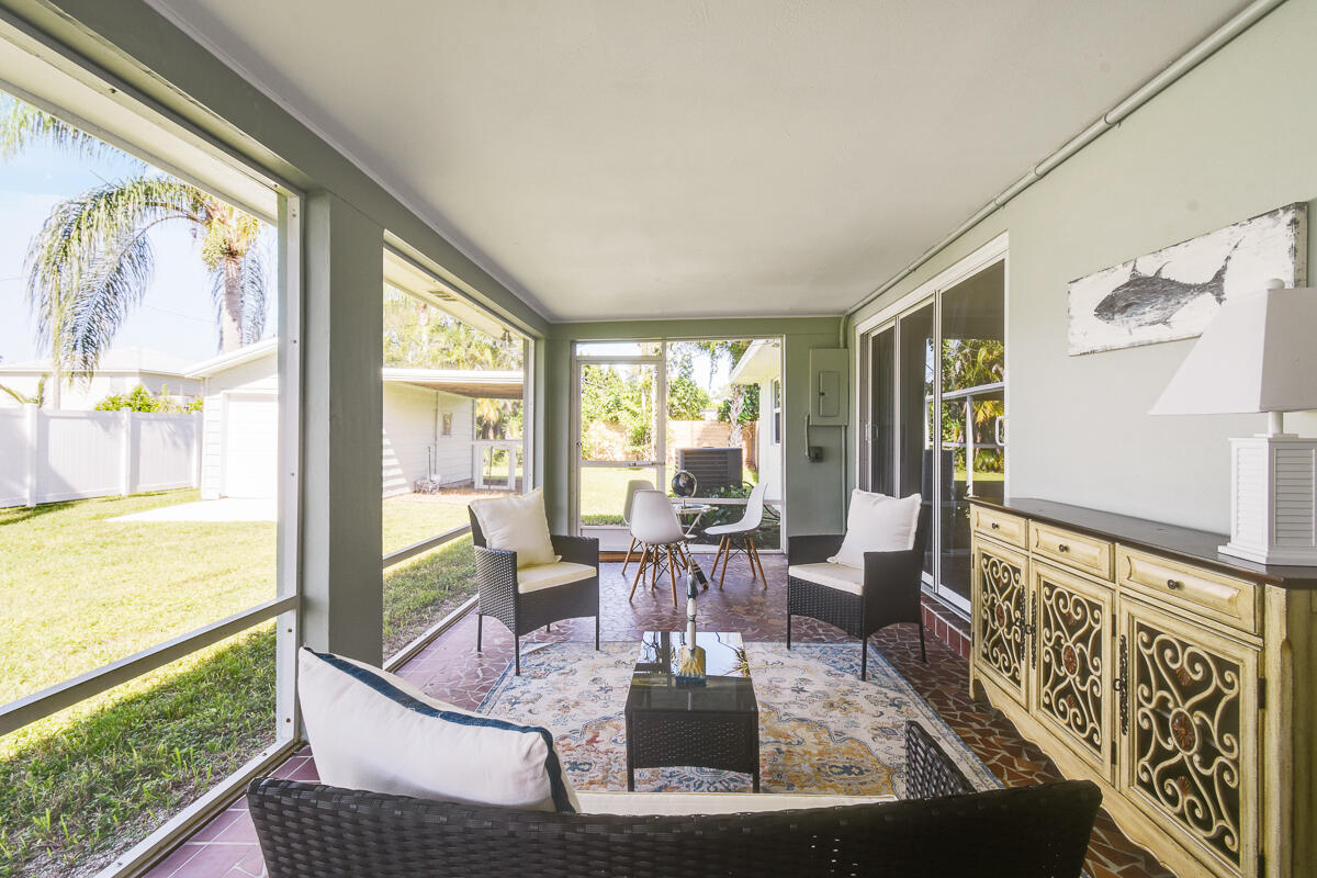 Screened patio