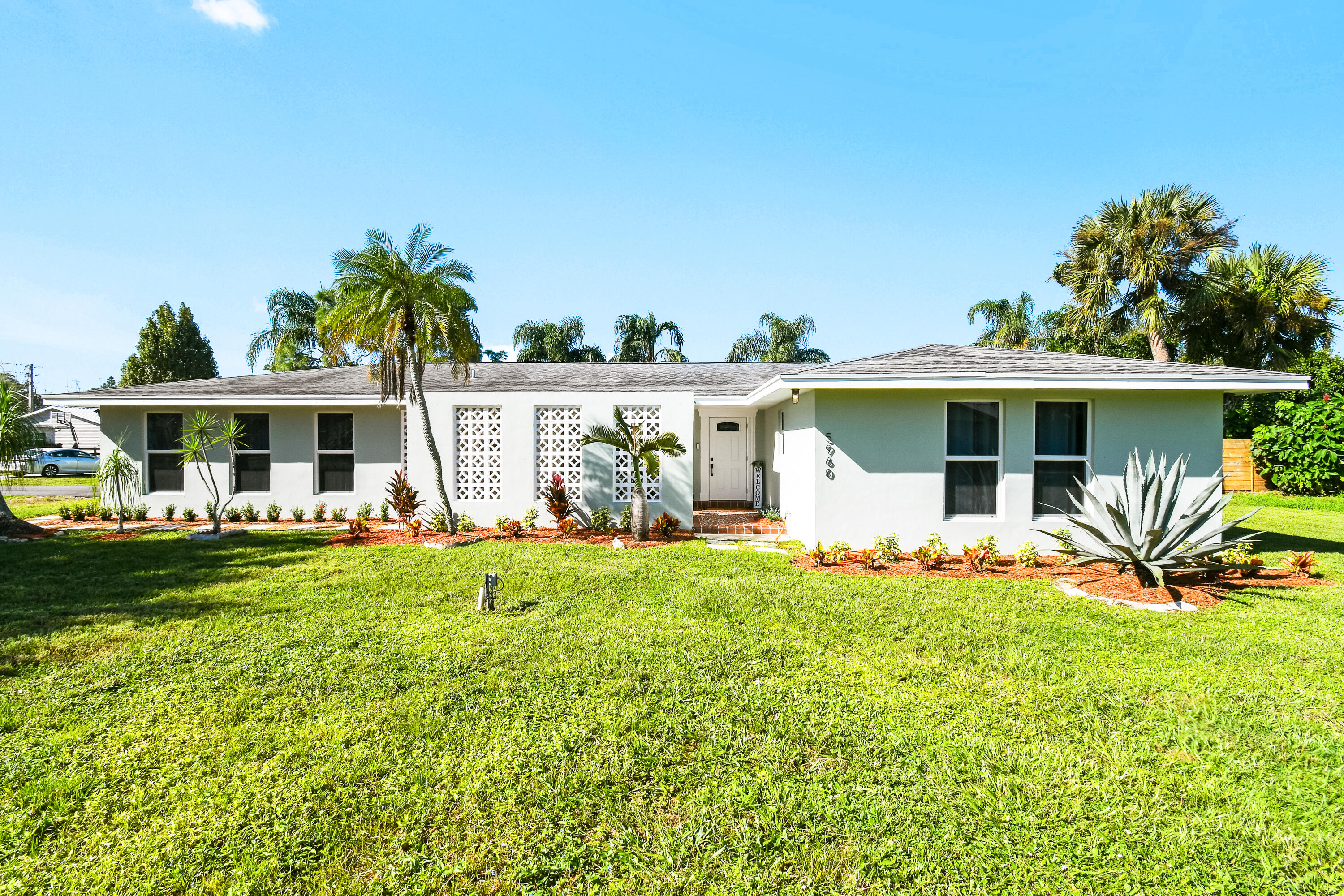 Huge Lot, front exterior