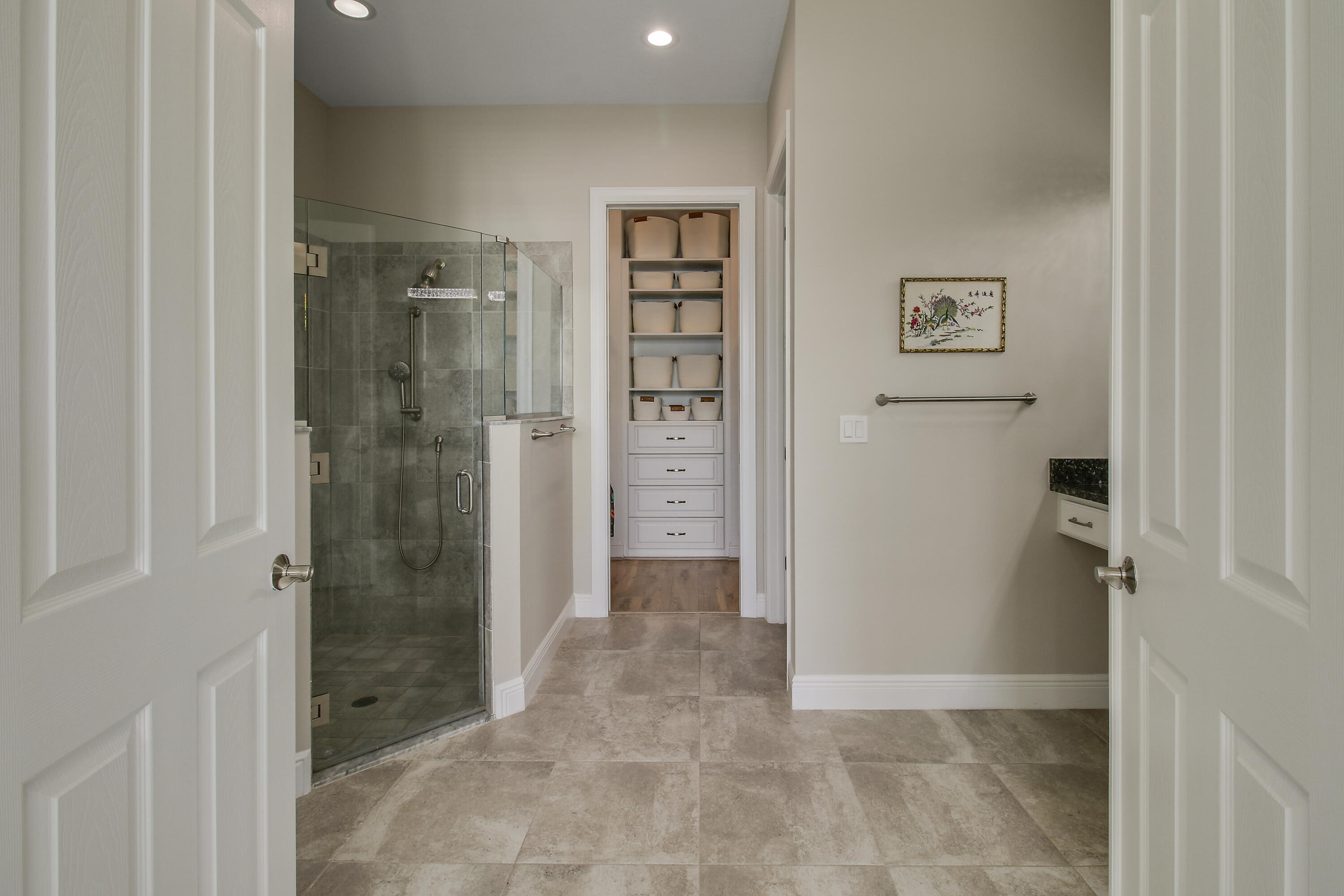 Ensuite