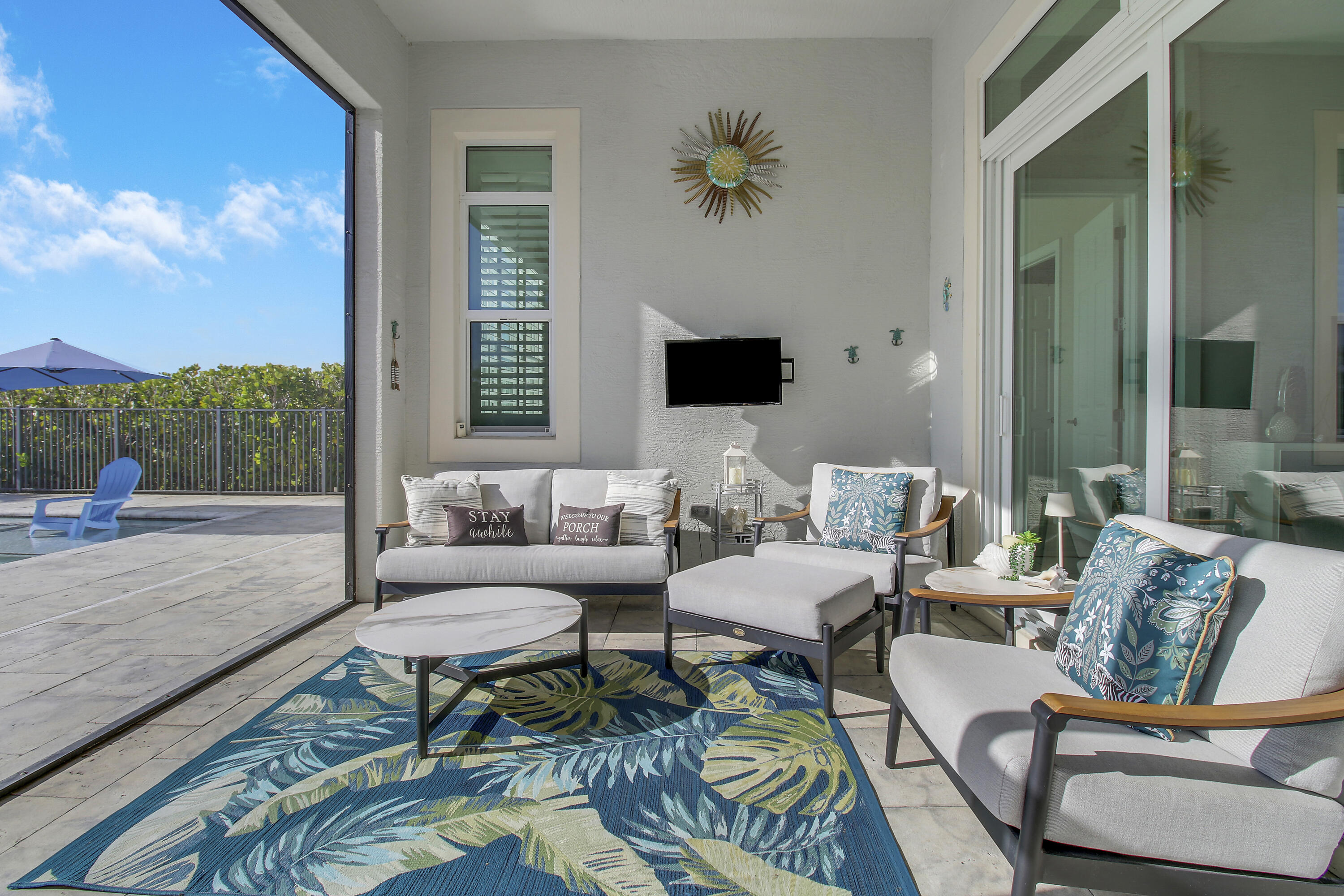 Covered/Screened Patio