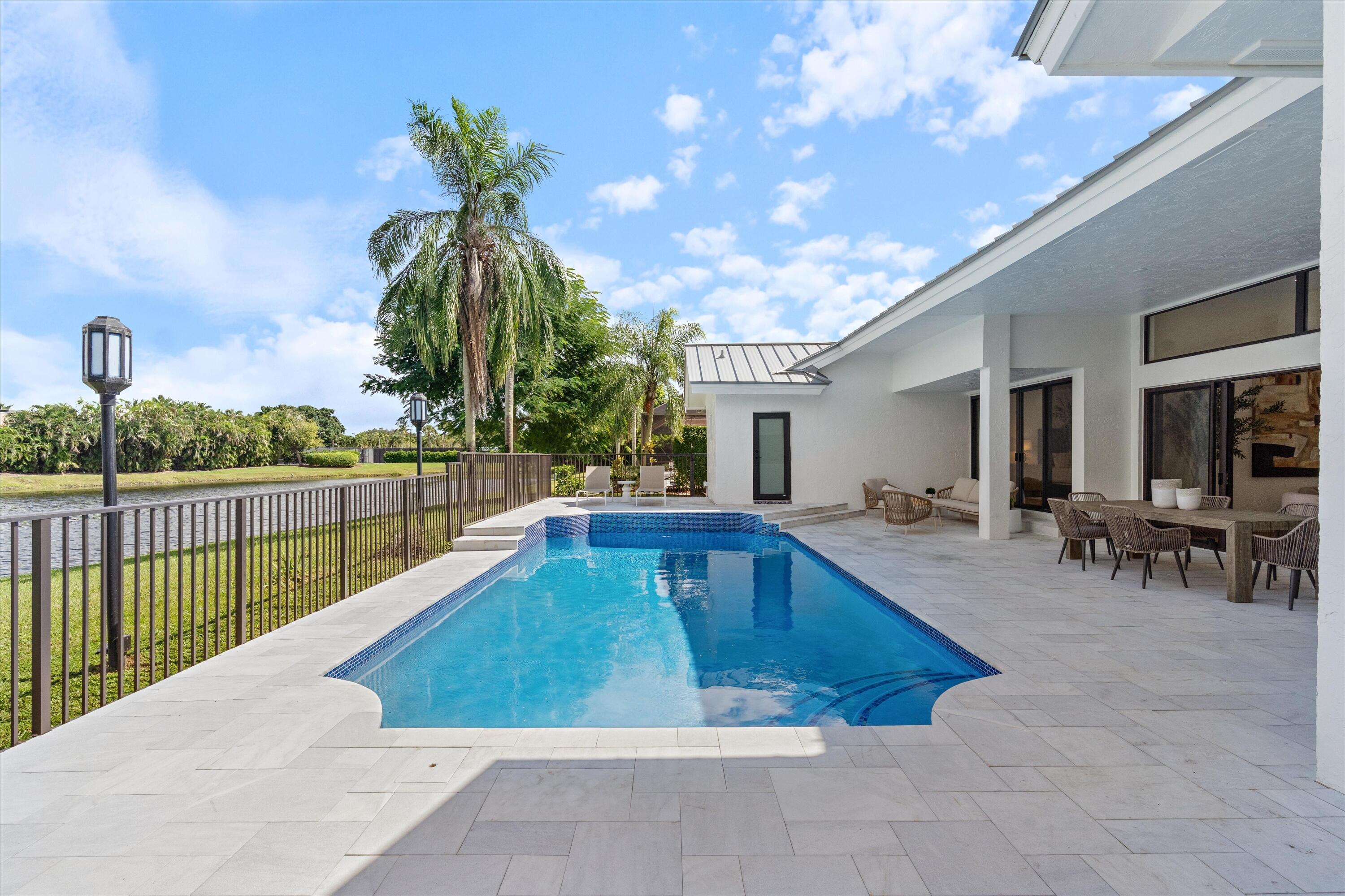 70-10747 Stonebridge Blvd Boca Raton, FL