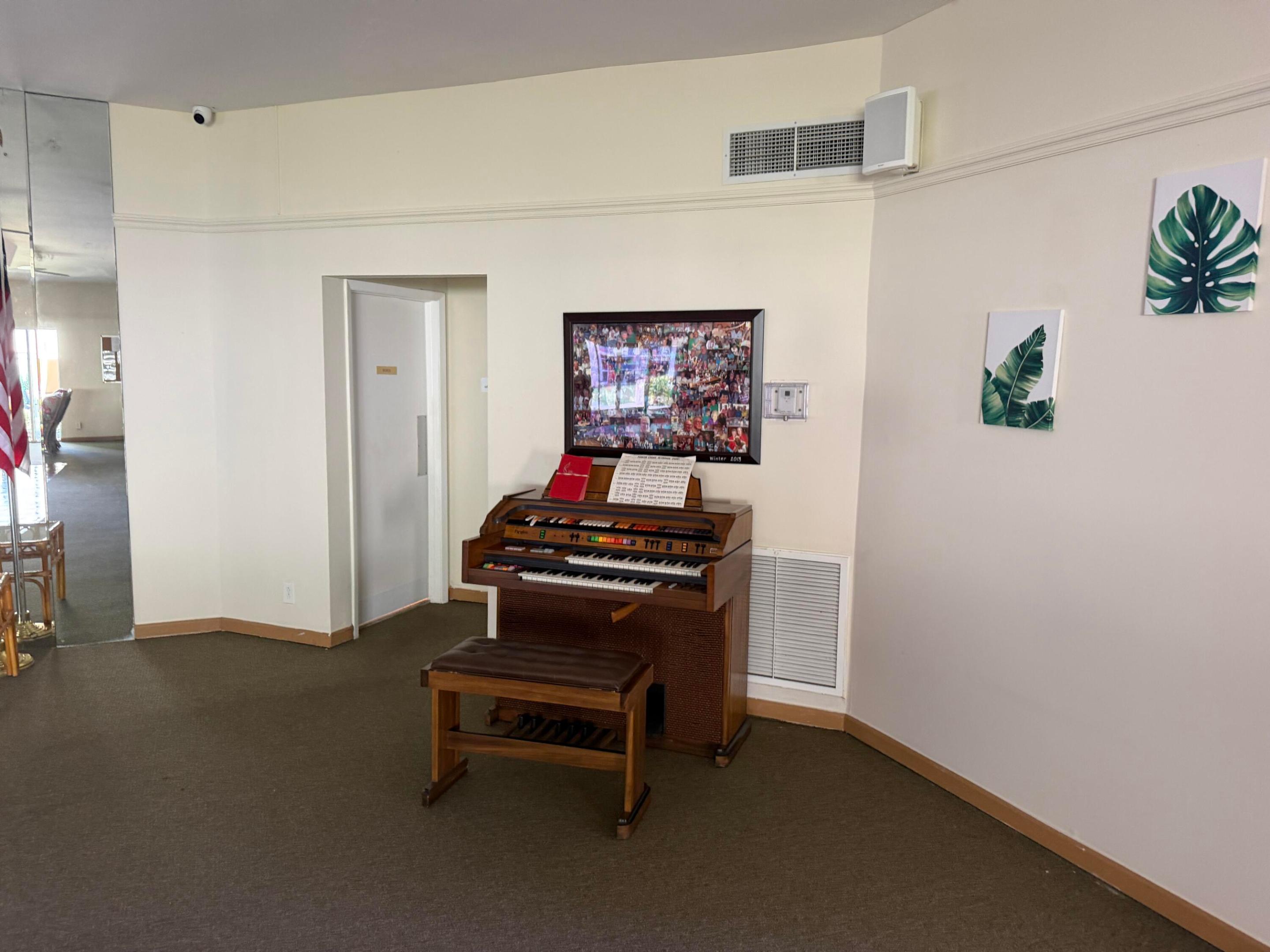Organ in clubhouse