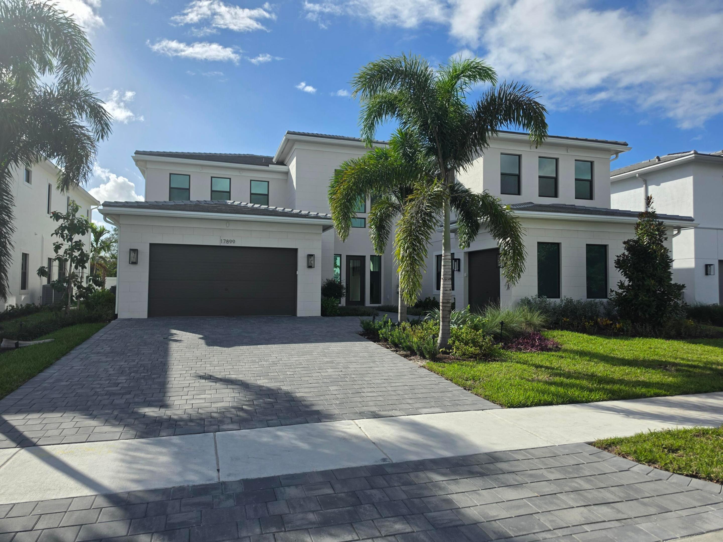 Dania Modern Front Exterior Dania Modern Front Exterior