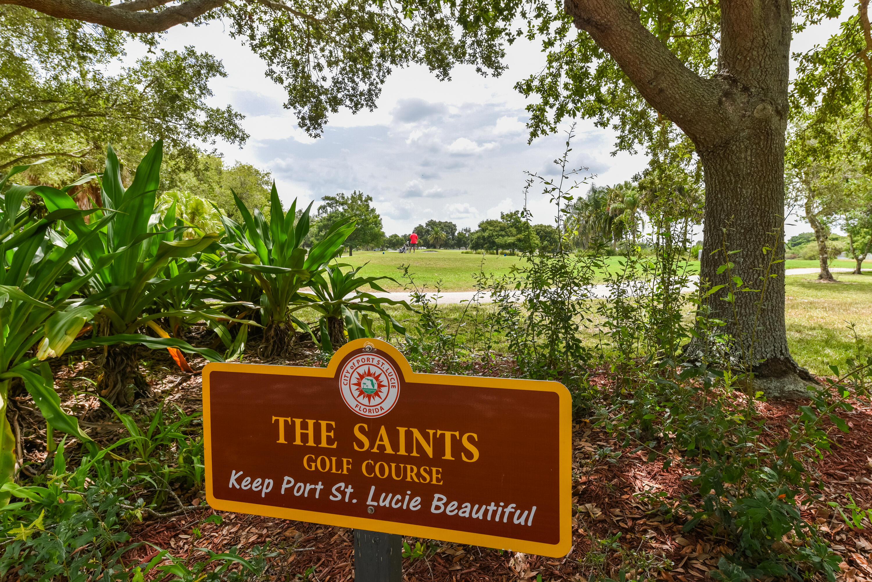 Golf enthusiasts will love having The Saints Golf Course nearby! Enjoy 18 holes of public golf, a clubhouse restaurant, and beautiful fairways right in the Sandpiper Bay area
