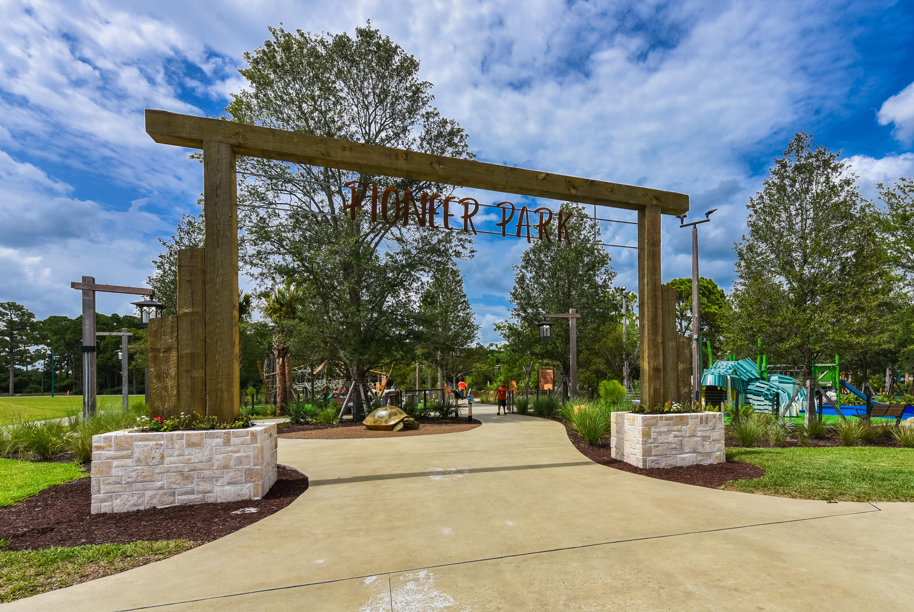 Enjoy this wonderful neighborhood park featuring inviting walking paths, green spaces, and recreational areas. A great place to enjoy the outdoors and connect with nature!