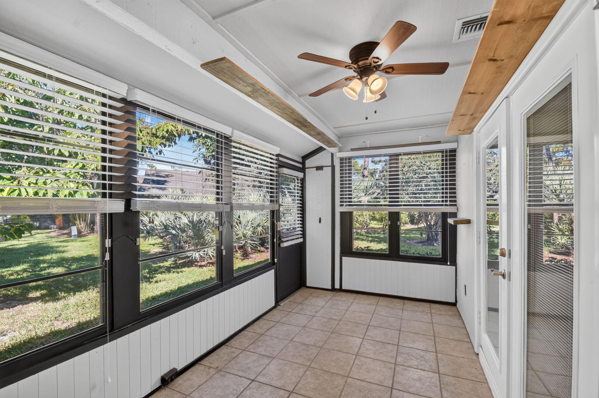 Enclosed Patio with AC