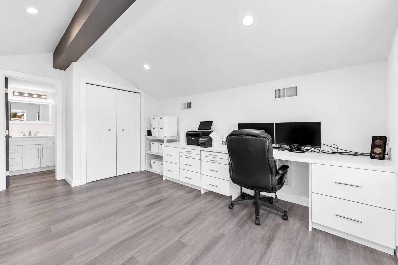 Loft Office