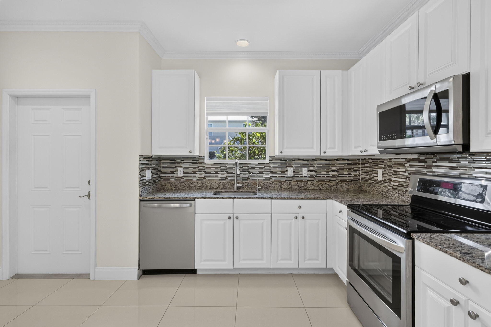 9-web-or-mls-BS1A0464 9-web-or-mls-BS1A0464