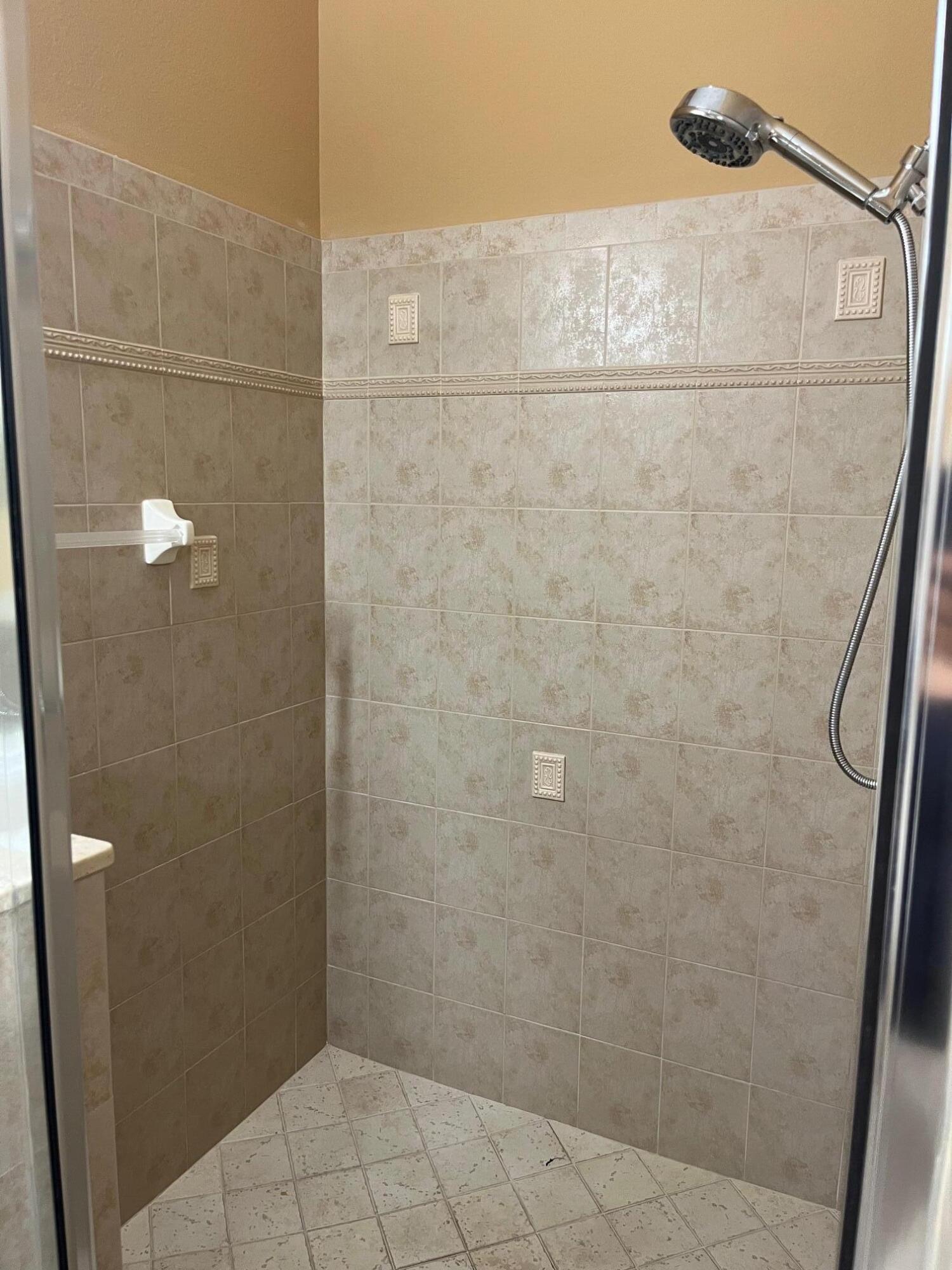 Master.shower