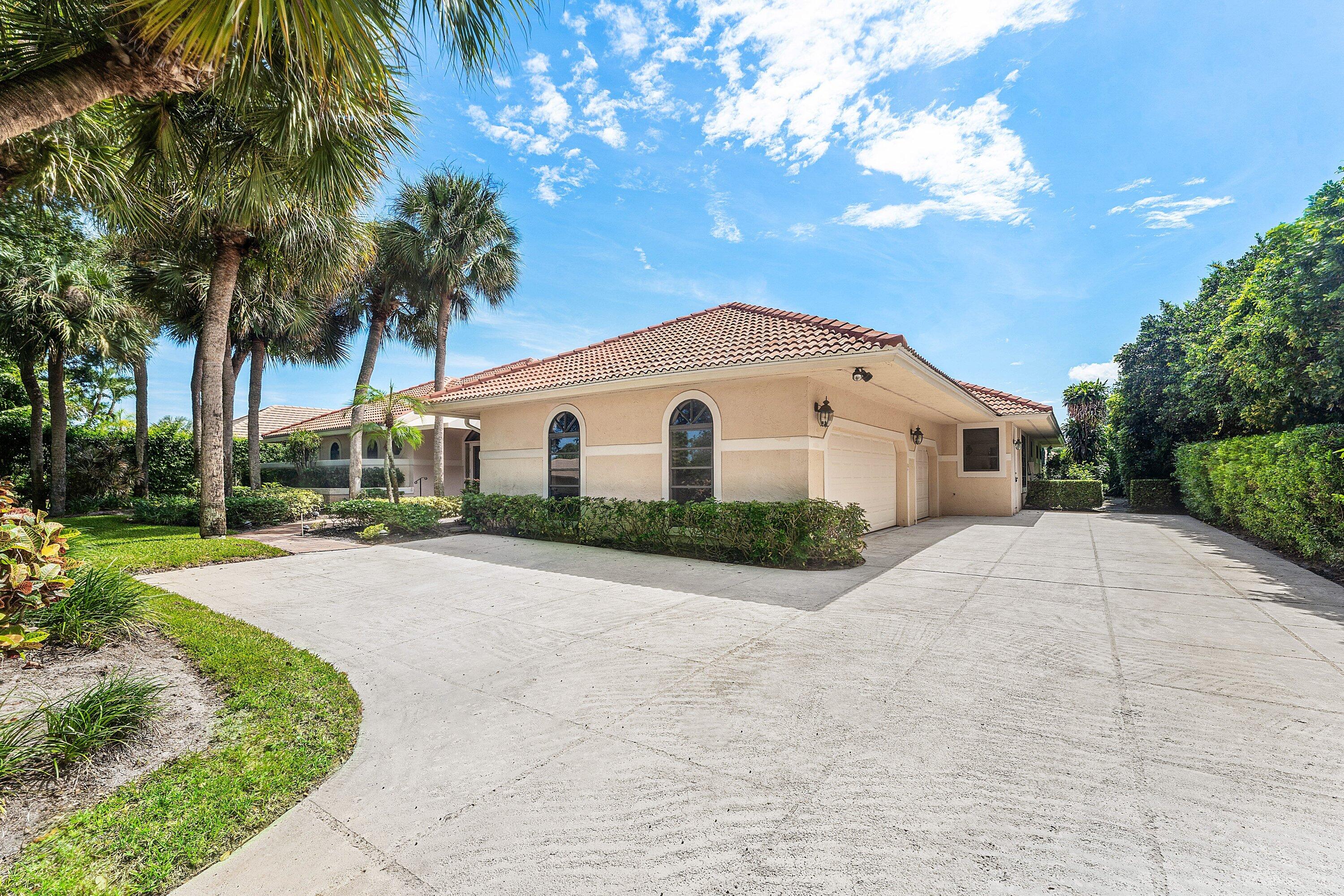 003-10126SoutheastRoyalTernWay-Tequesta-