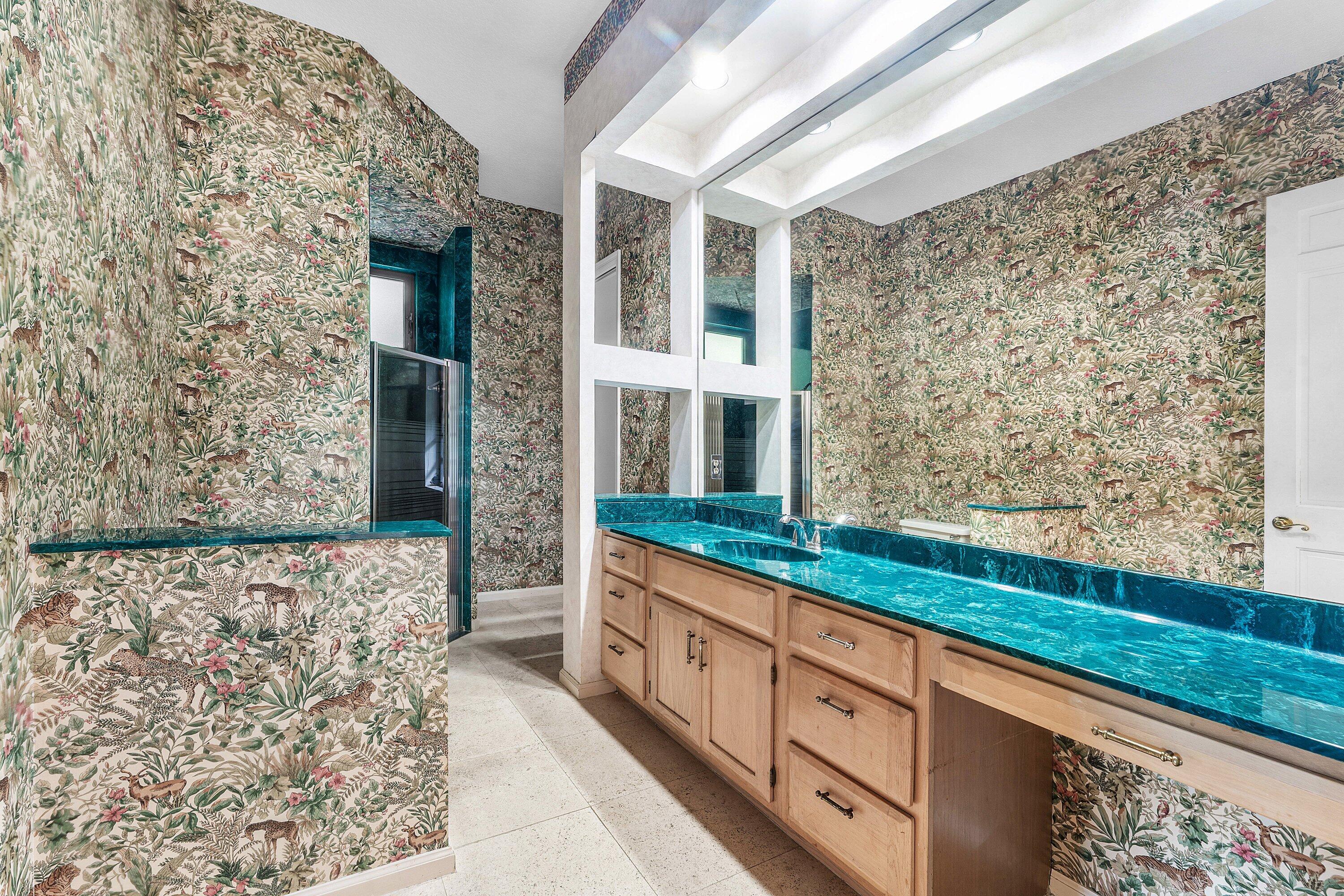 014-10126SoutheastRoyalTernWay-Tequesta-