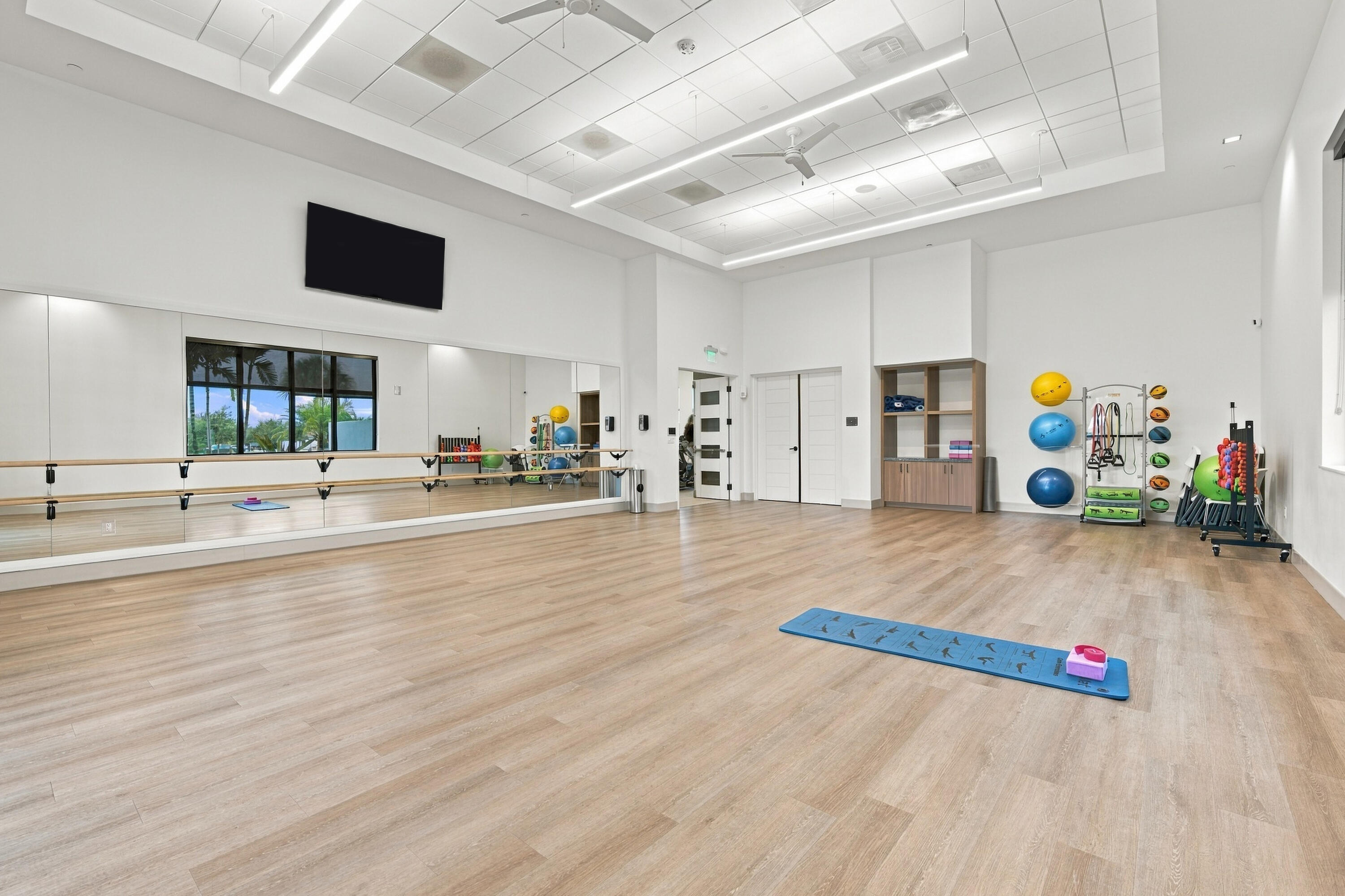 Cresswind clubhouse fitness yoga and Zumba room