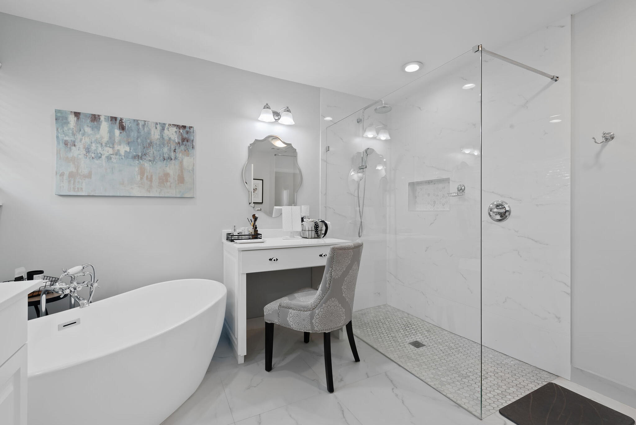 Beautifully updated primary bath