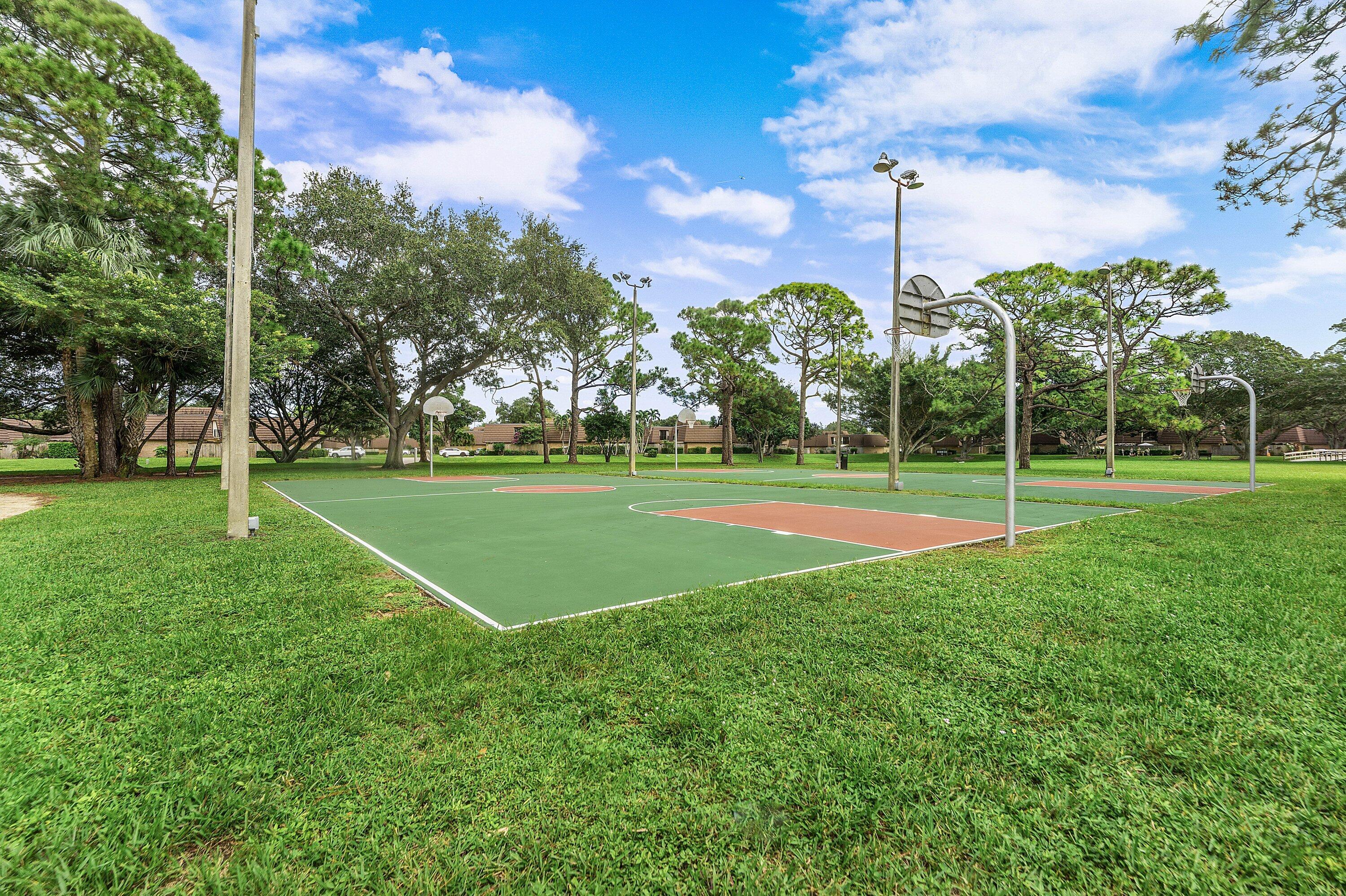 035-120212thLane-PalmBeachGardens-FL-334