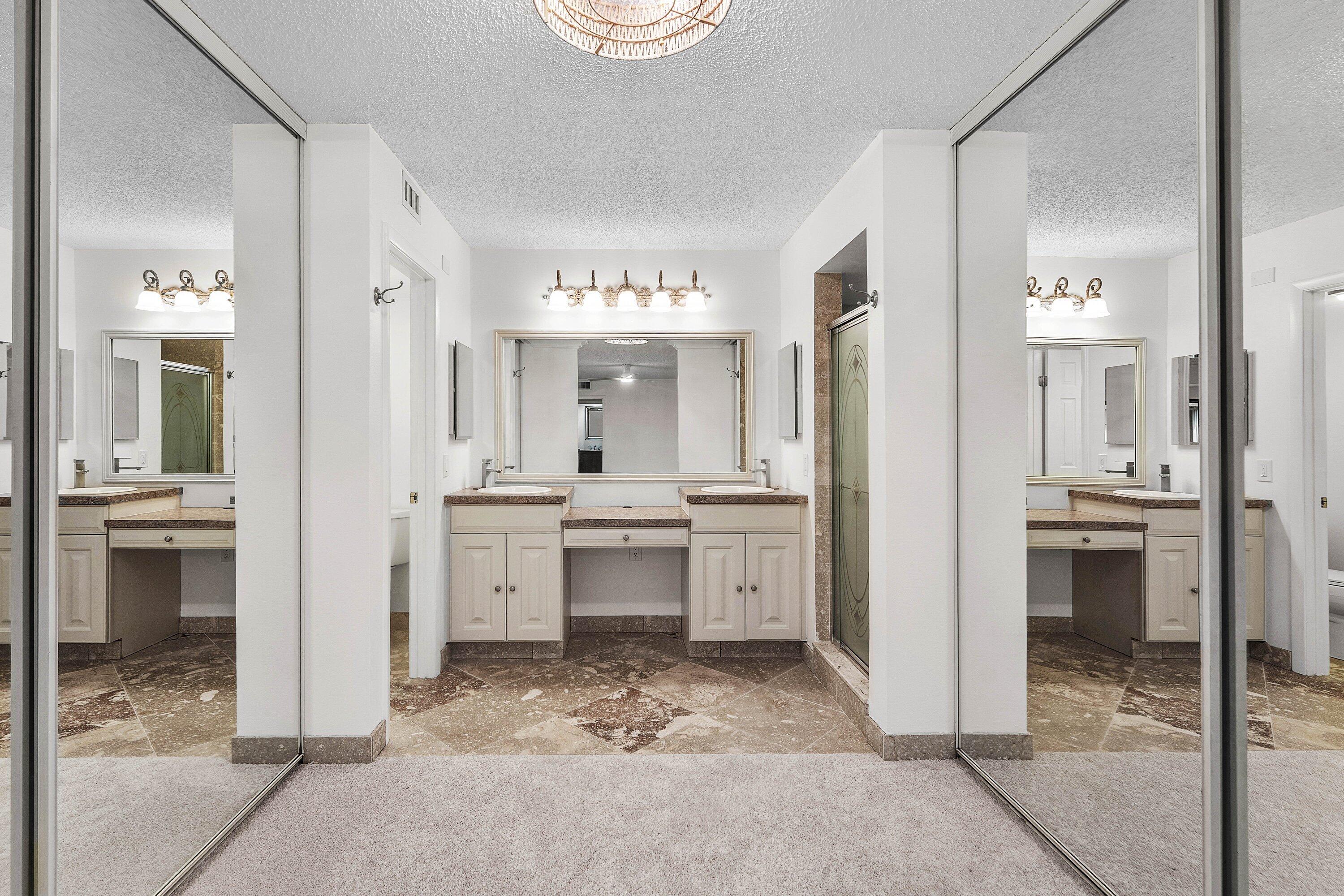 023-120212thLane-PalmBeachGardens-FL-334