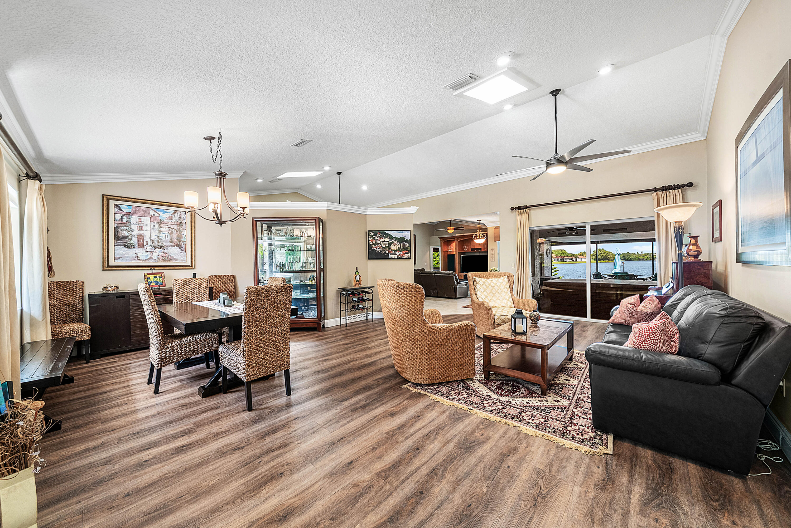 Living/Dining