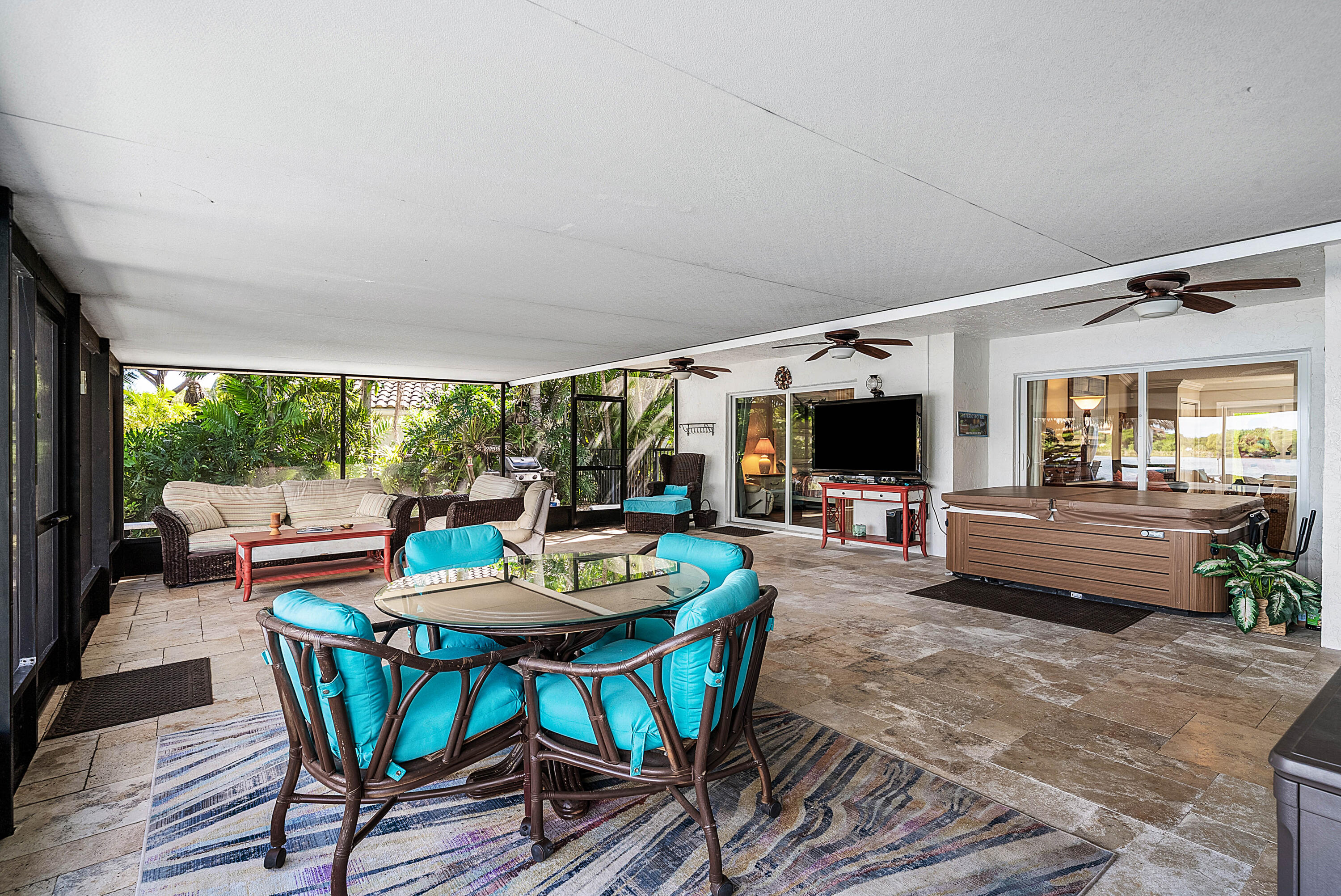 Outdoor Living Space 2