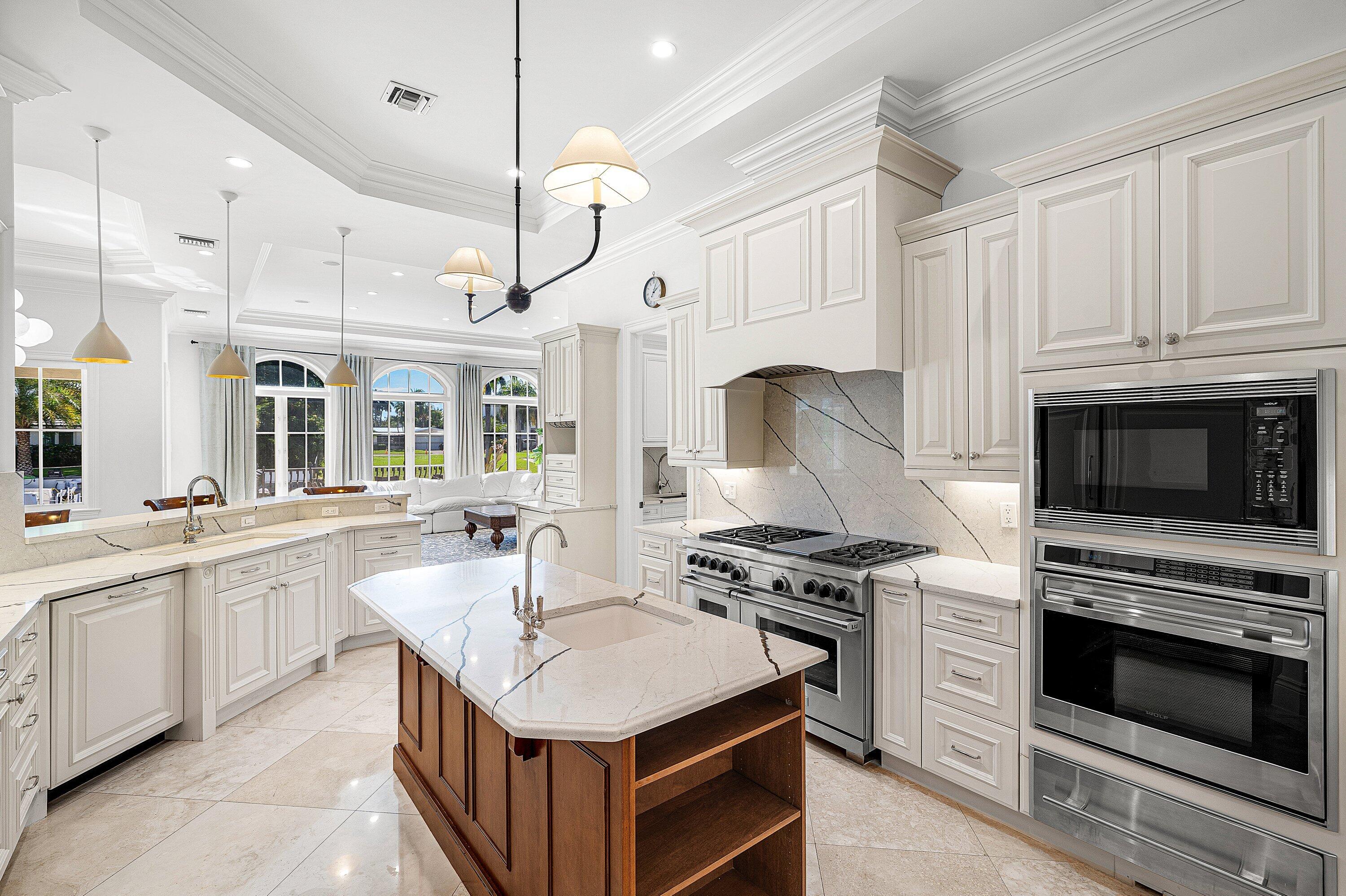 020-540GoldenHarbourDrive-BocaRaton-FL-3