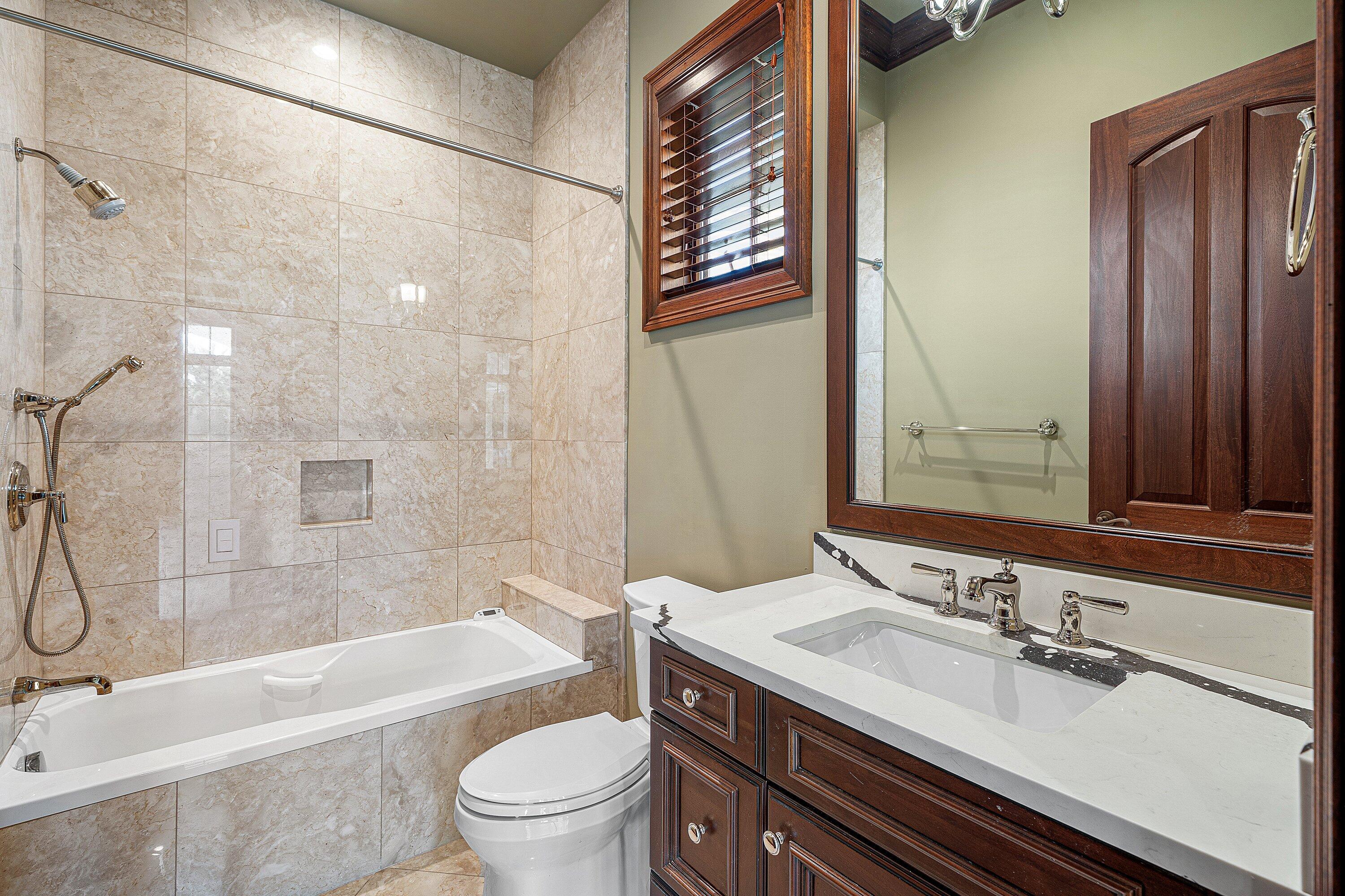 030-540GoldenHarbourDrive-BocaRaton-FL-3