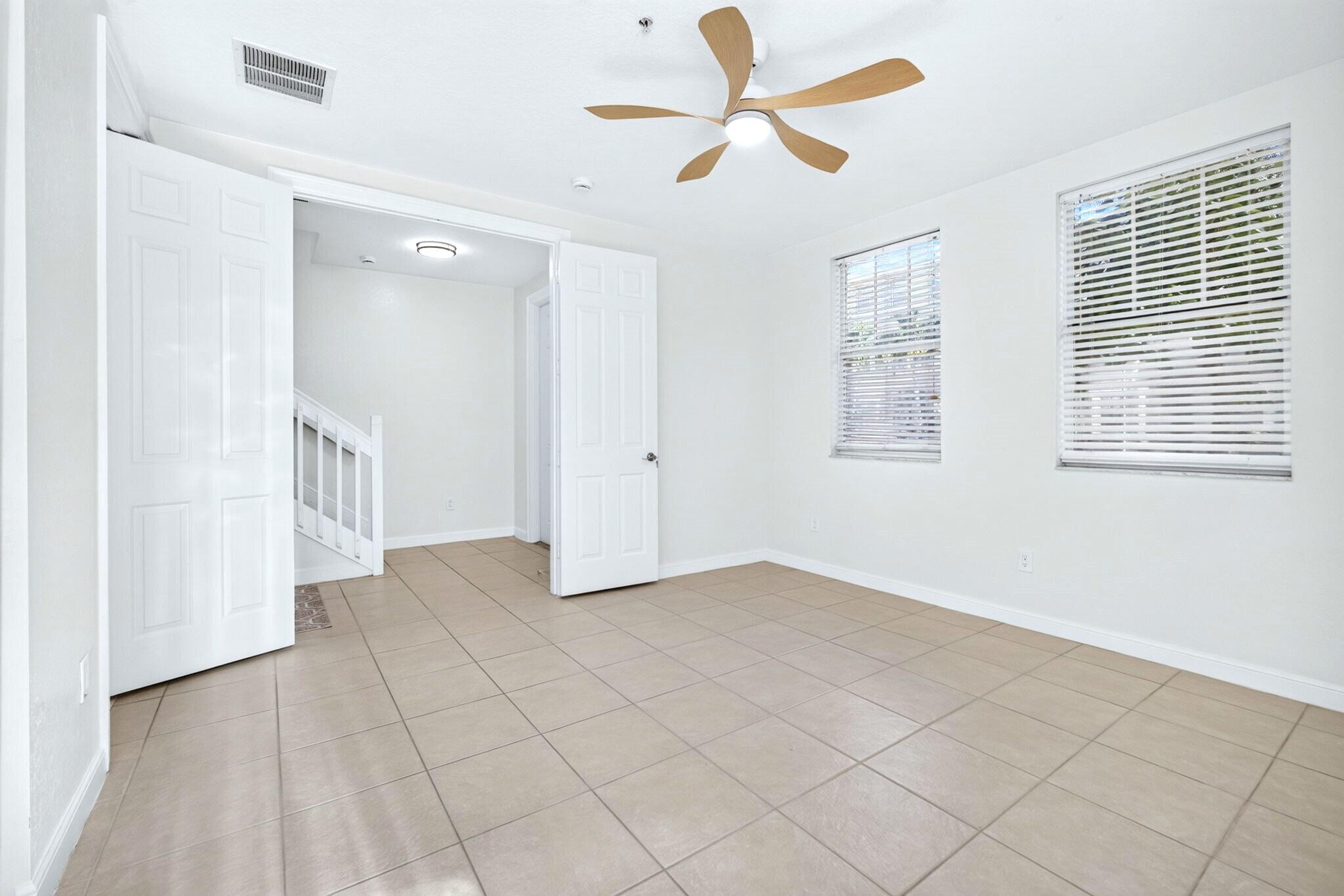 office/guest suite
