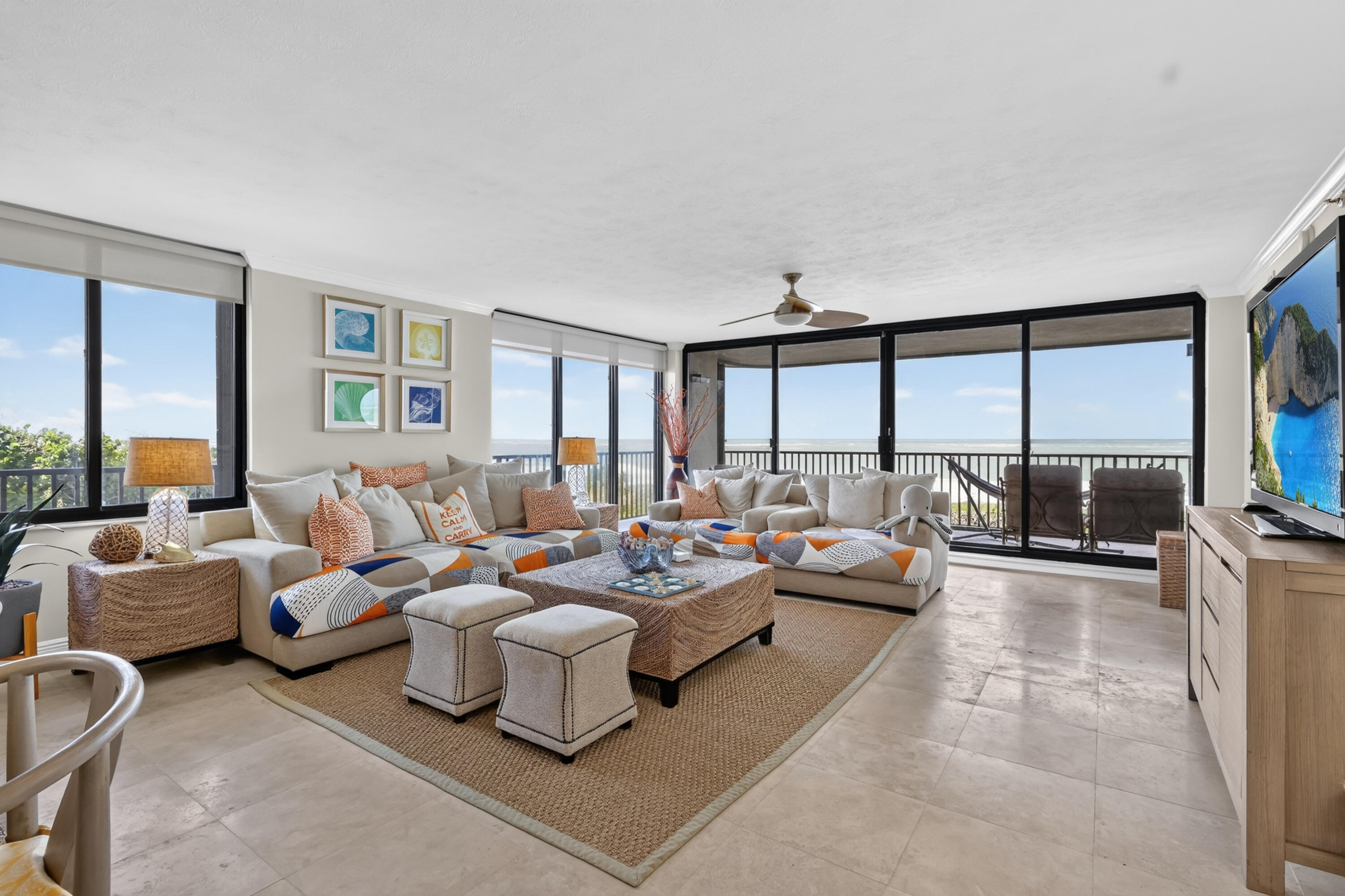 SPACIOUS OVER 2700 SQ FT OF LIVING SPACE