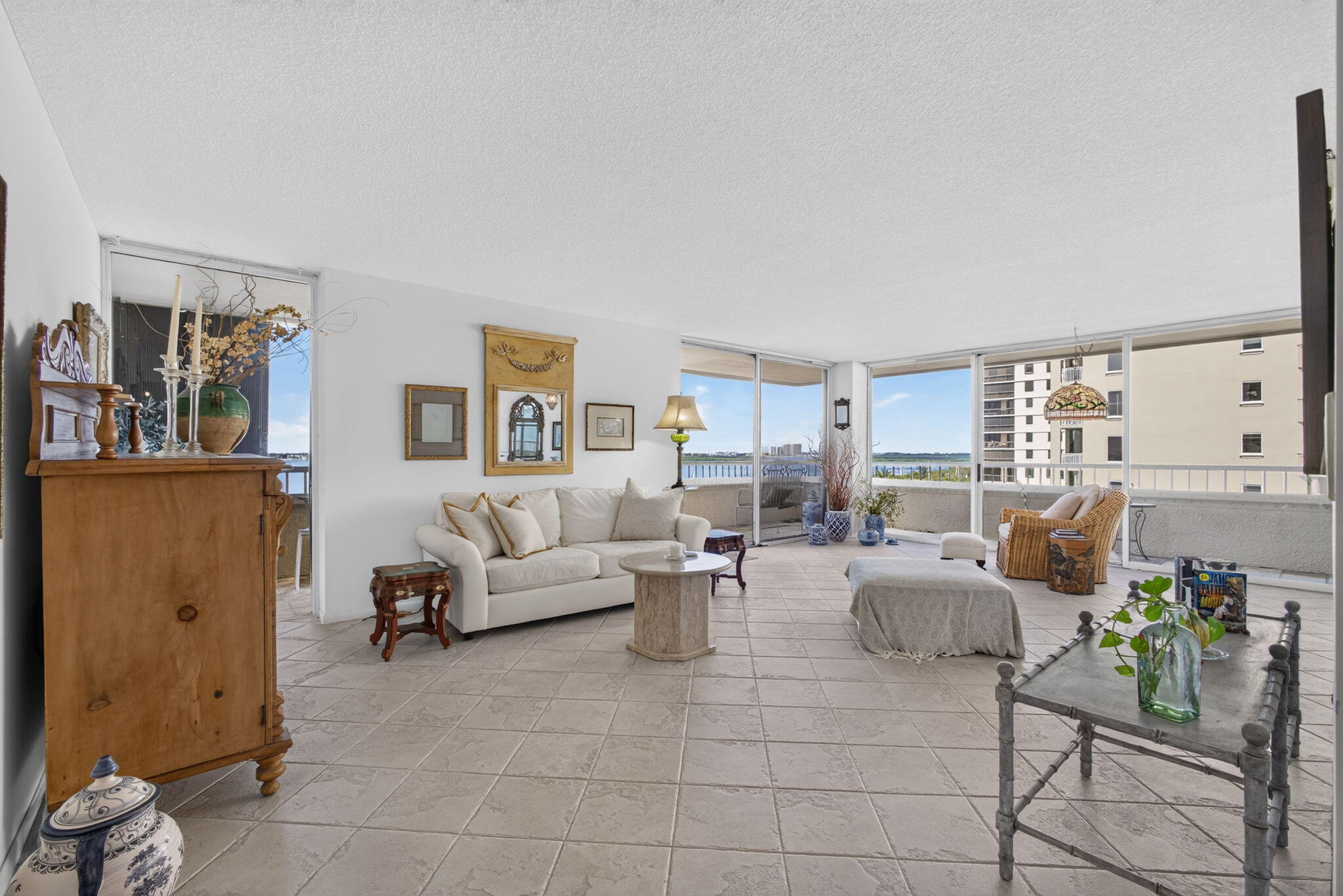 22-web-or-mls-5D1A5906