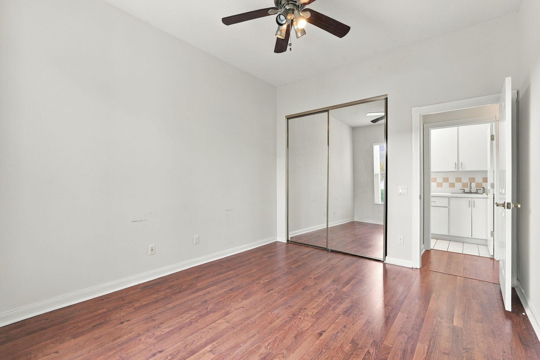 12-web-or-mls-7492_SE_Marsh_Fern_Lane_03