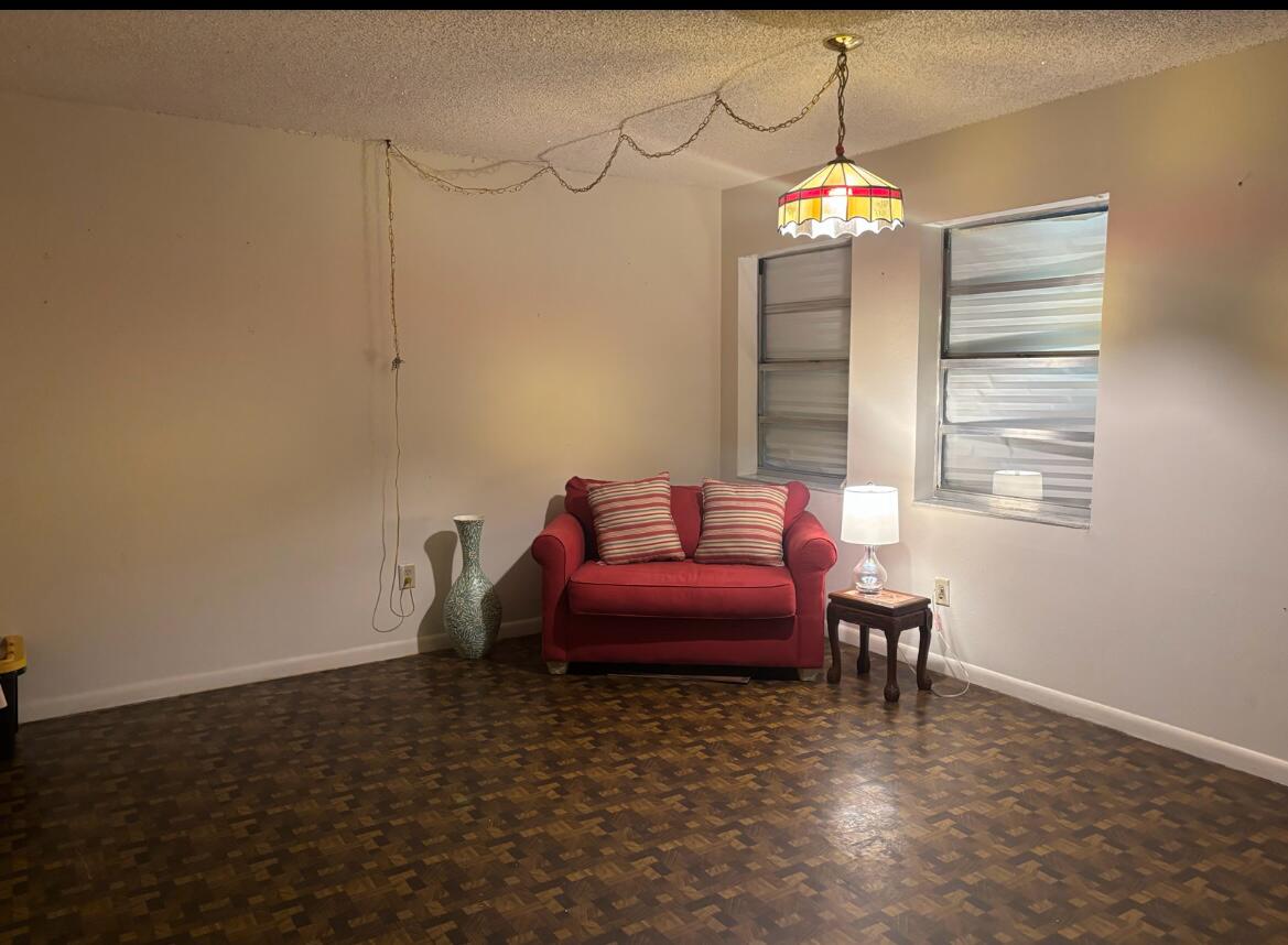 FAMILY ROOM 2