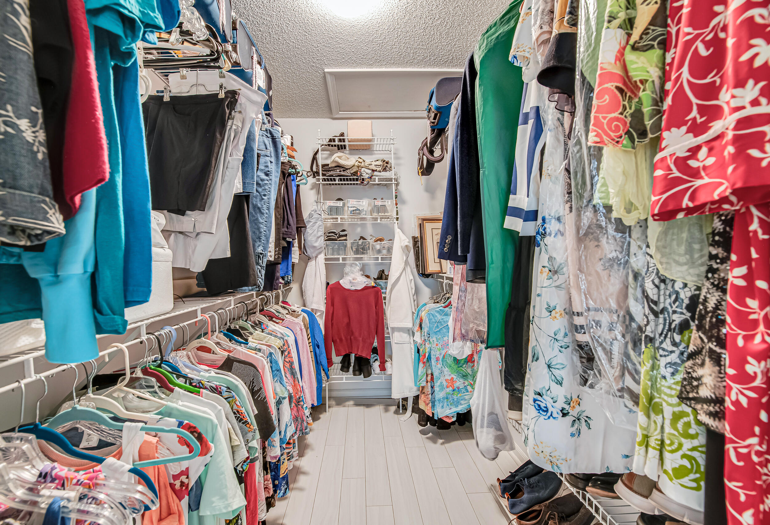 Walk In Closet