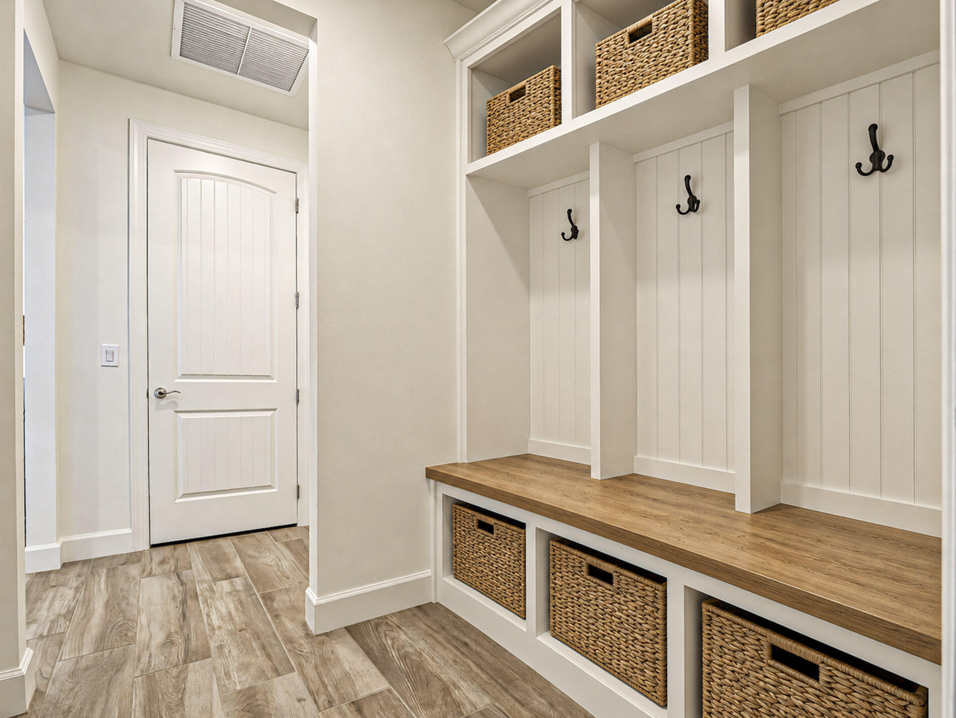 Virtually Staged Mudroom