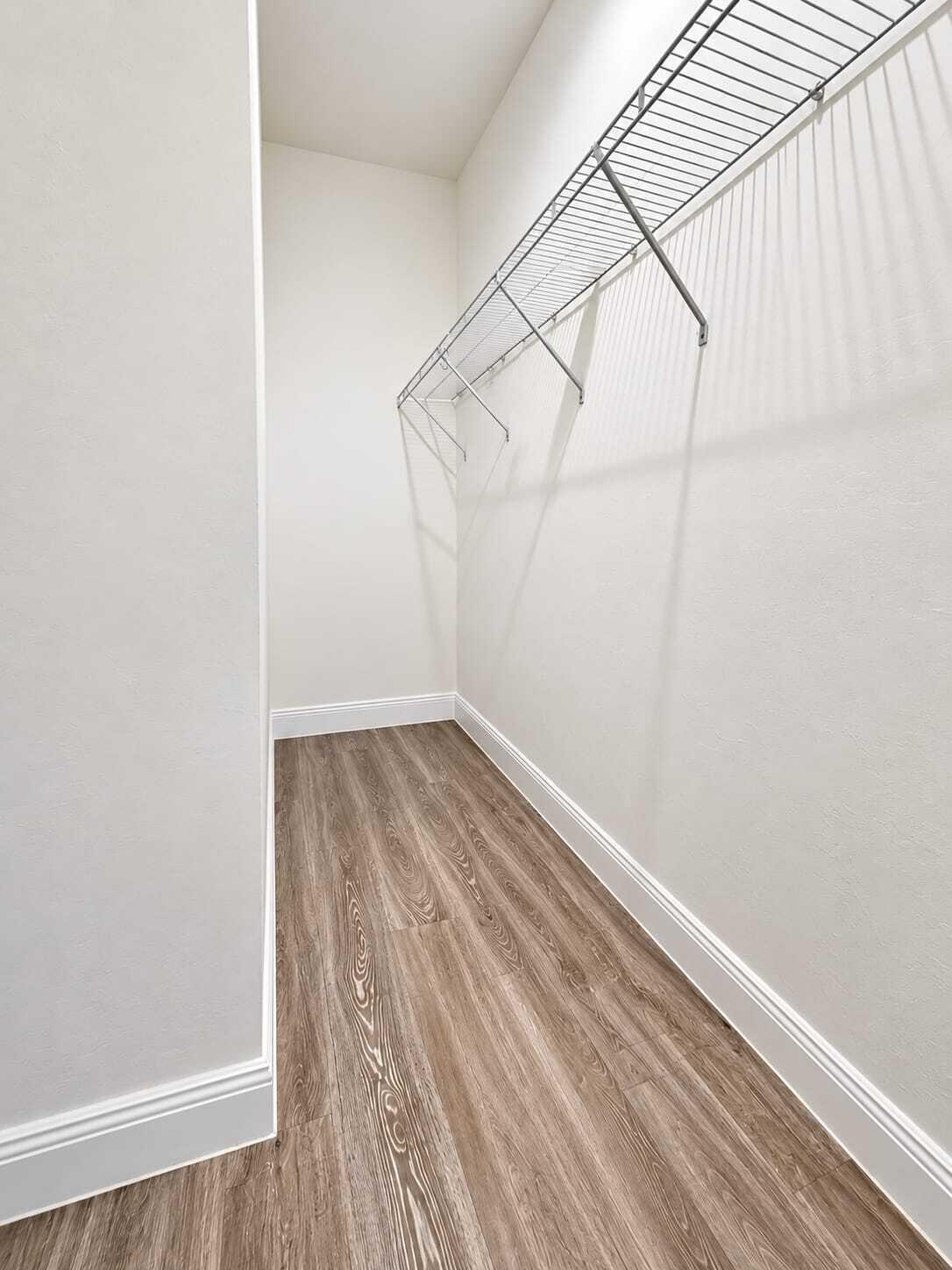 5020 master closet