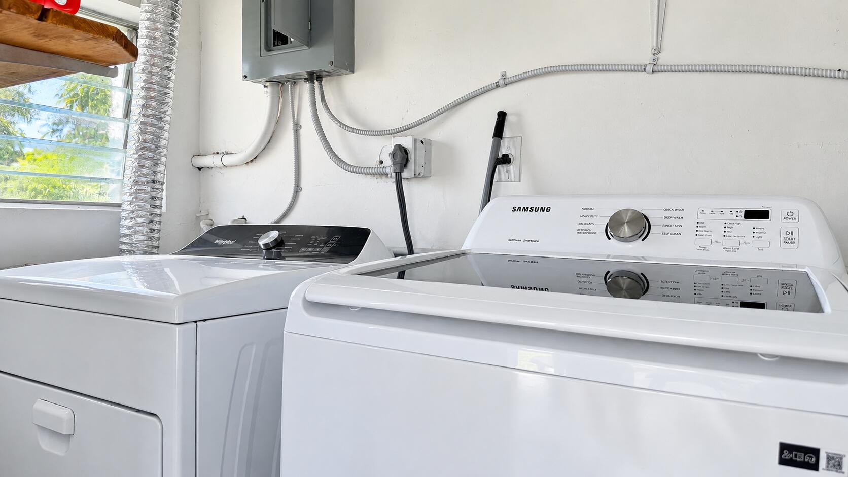 Bright Daylight Laundry Room with Samsun