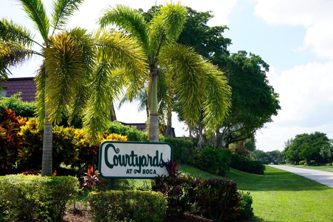 Courtyards At Boca Raton