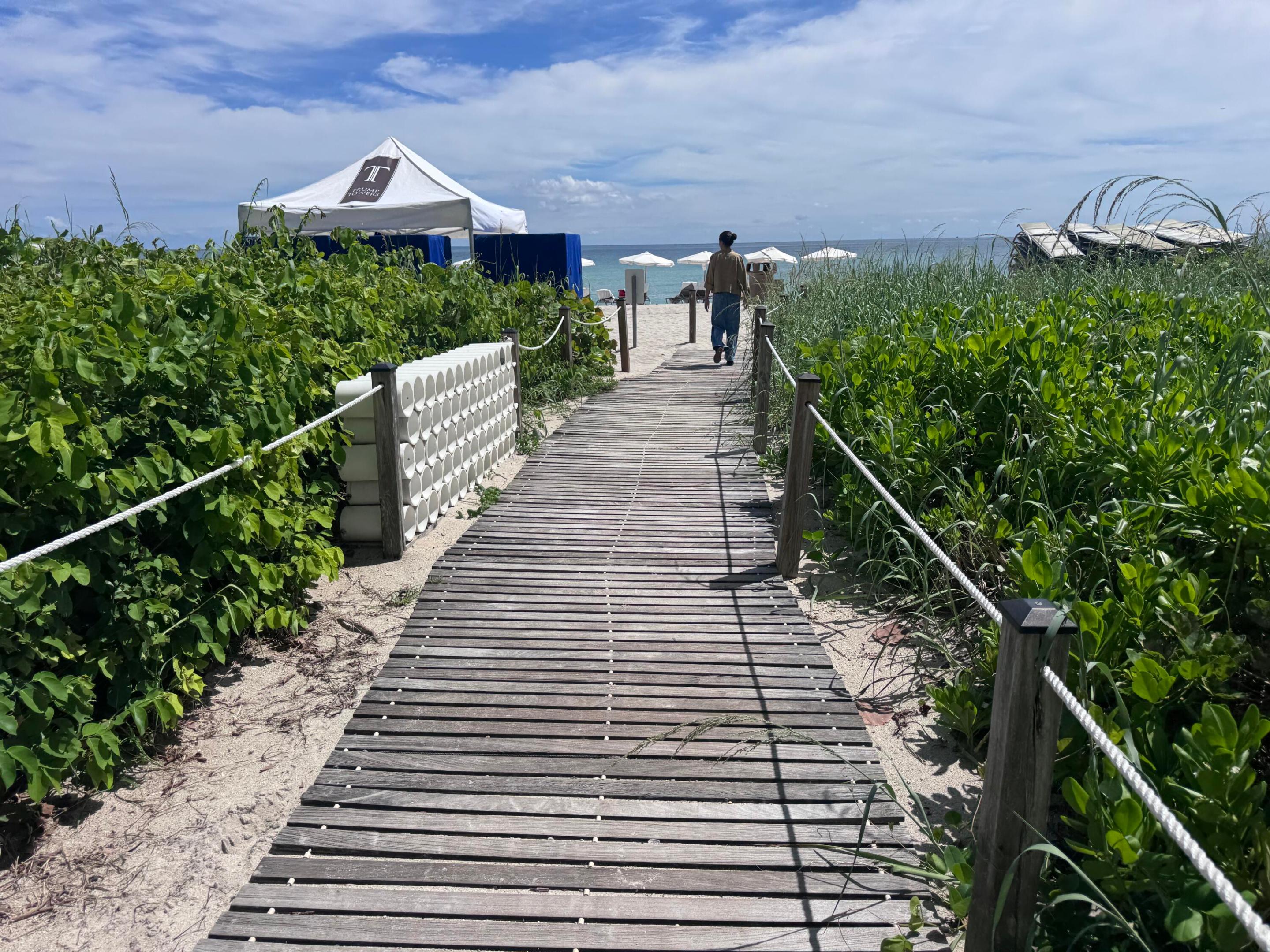 Rustic path to the Beach ...