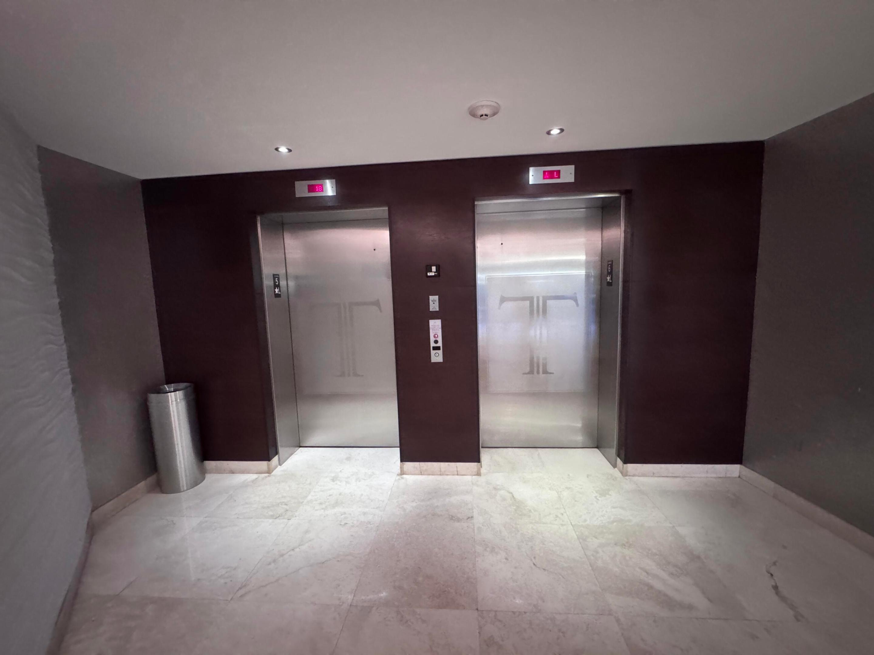 Two semi-private elevators 4U.