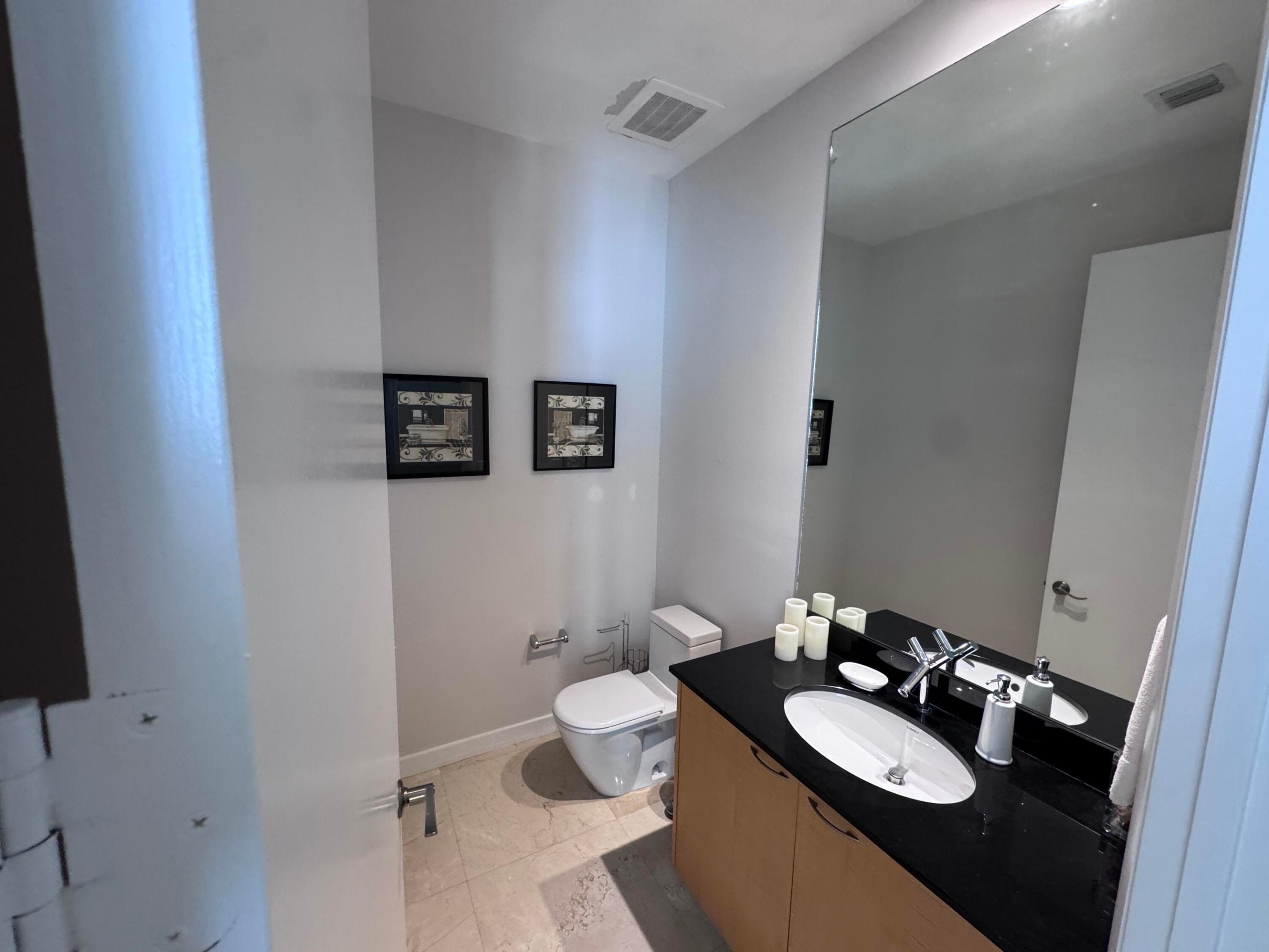 Powder room.