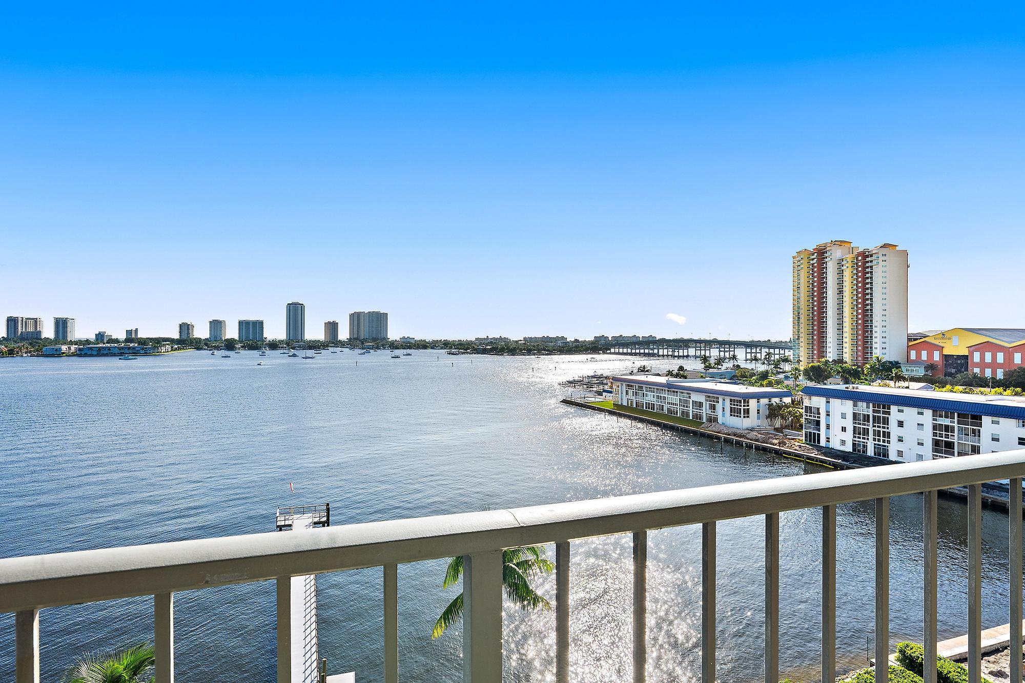 3040 Lake Shore Dr unit 903-4 3040 Lake Shore Dr unit 903-4