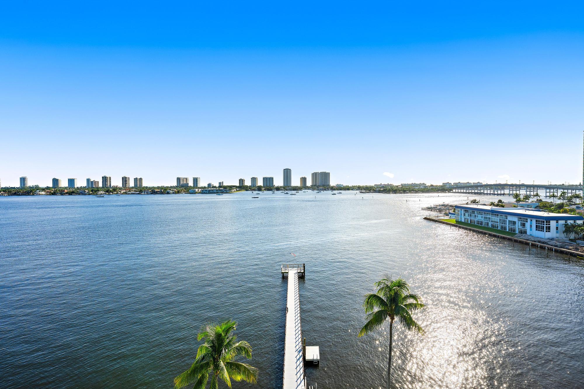 3040 Lake Shore Dr unit 903-2