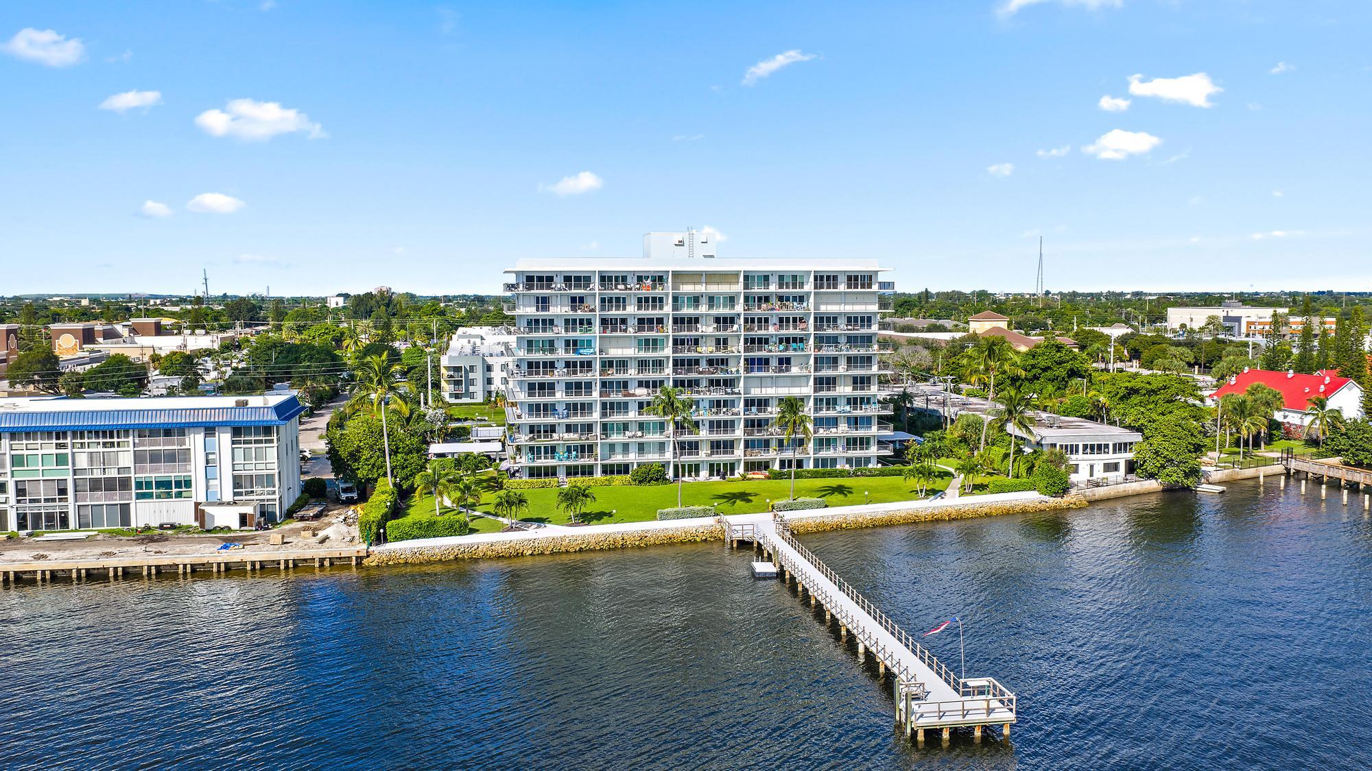 3040 Lake Shore Dr unit 903-34