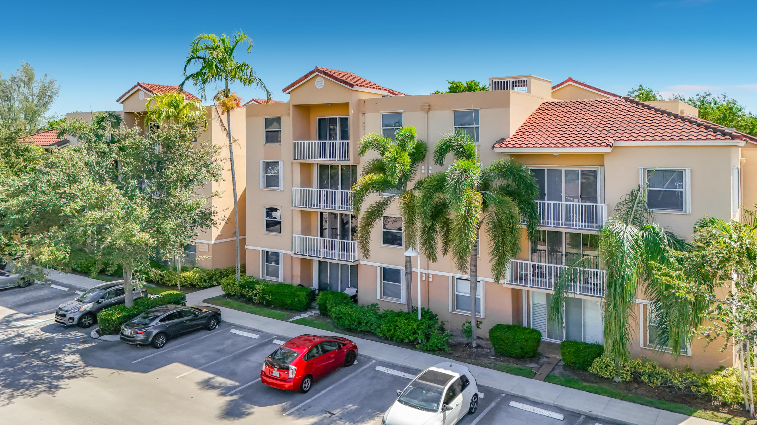 519 E Sheridan Street #404-10 519 E Sheridan Street #404-10