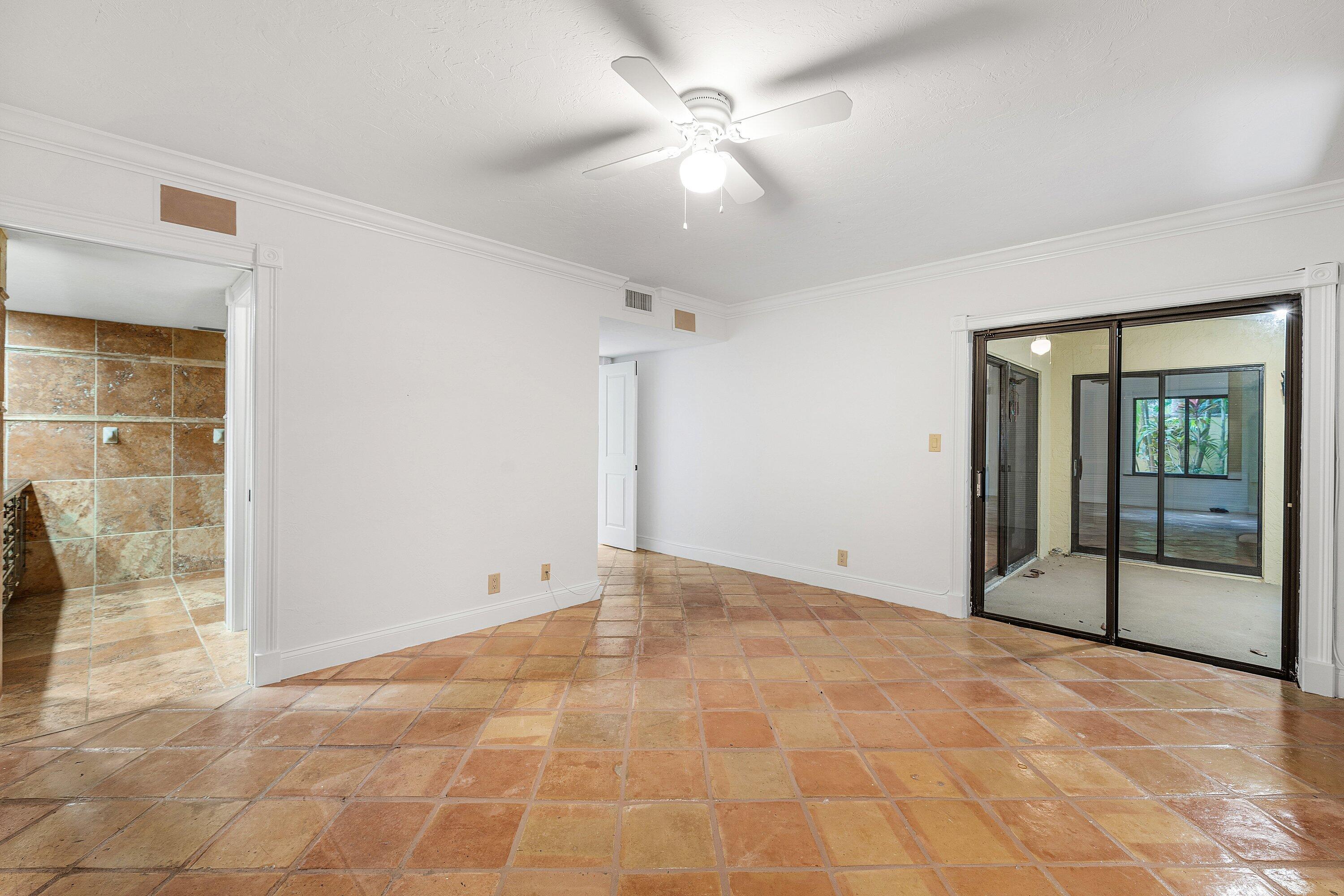025-16VaLago-BoyntonBeach-FL-33435-SMA