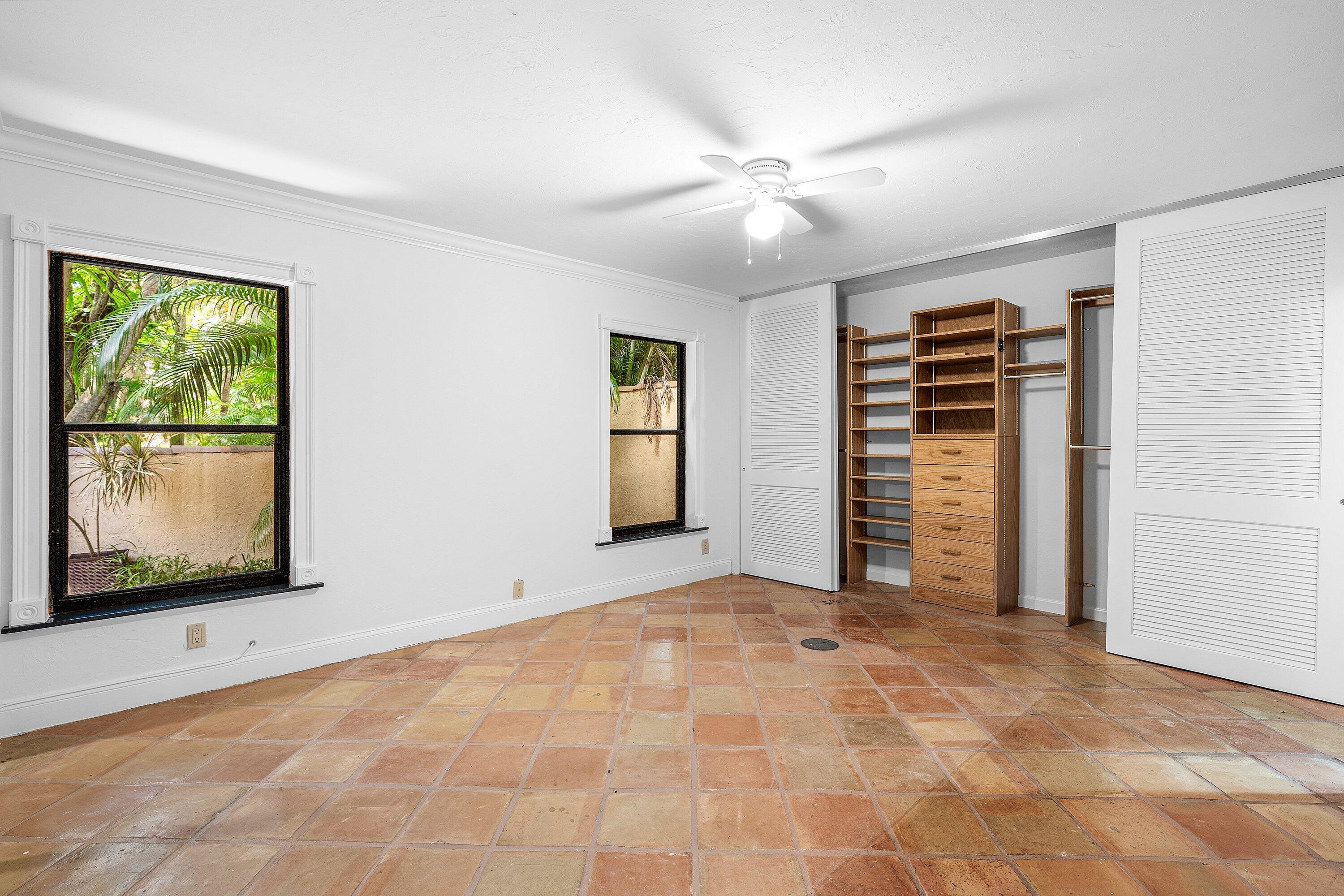 023-16VaLago-BoyntonBeach-FL-33435-SMA